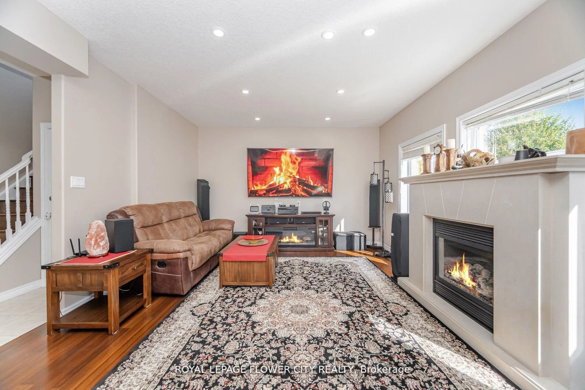 Photo 17 of 908 Gabor Street, London, South L — HOMEH