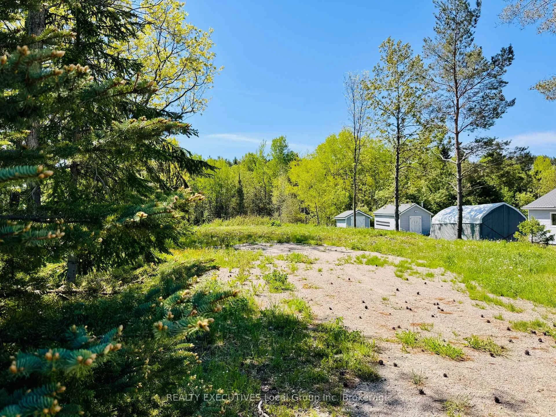 Photo 4 of 91 Memorial Park Drive E, Powassan — HOMEH