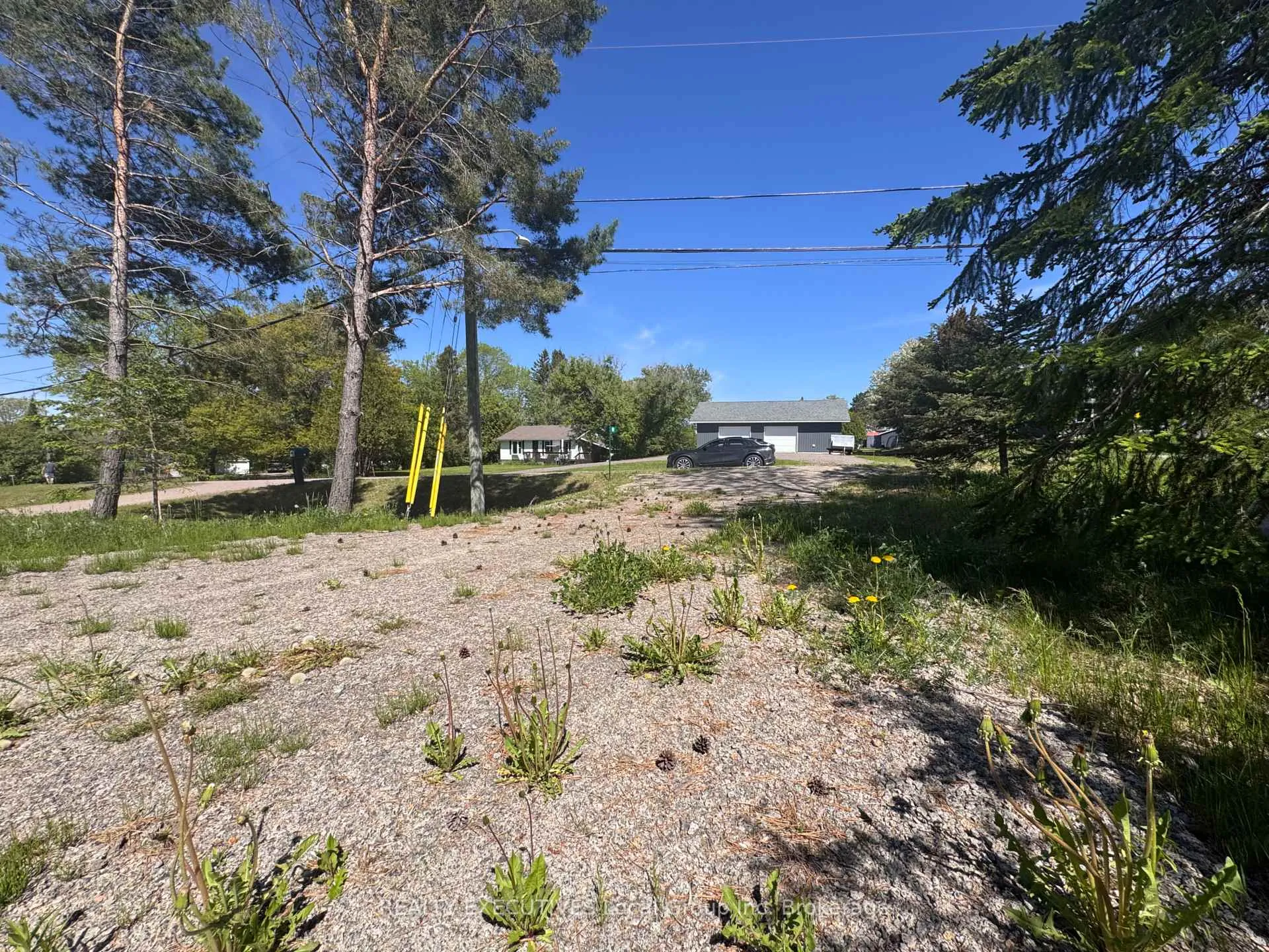 Photo 15 of 91 Memorial Park Drive E, Powassan — HOMEH