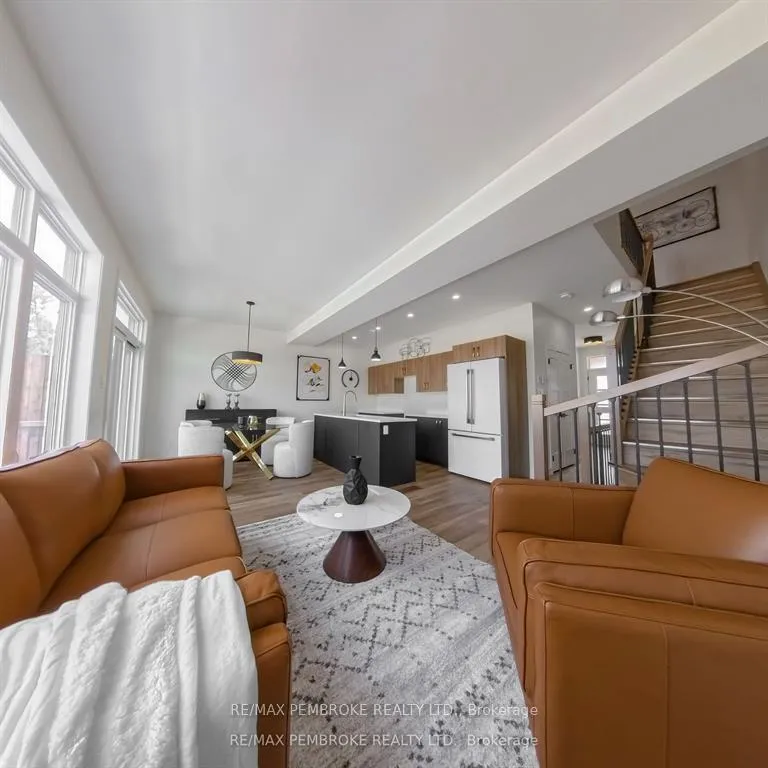 Photo 13 of 11 Northbrook Street, Petawawa — HOMEH
