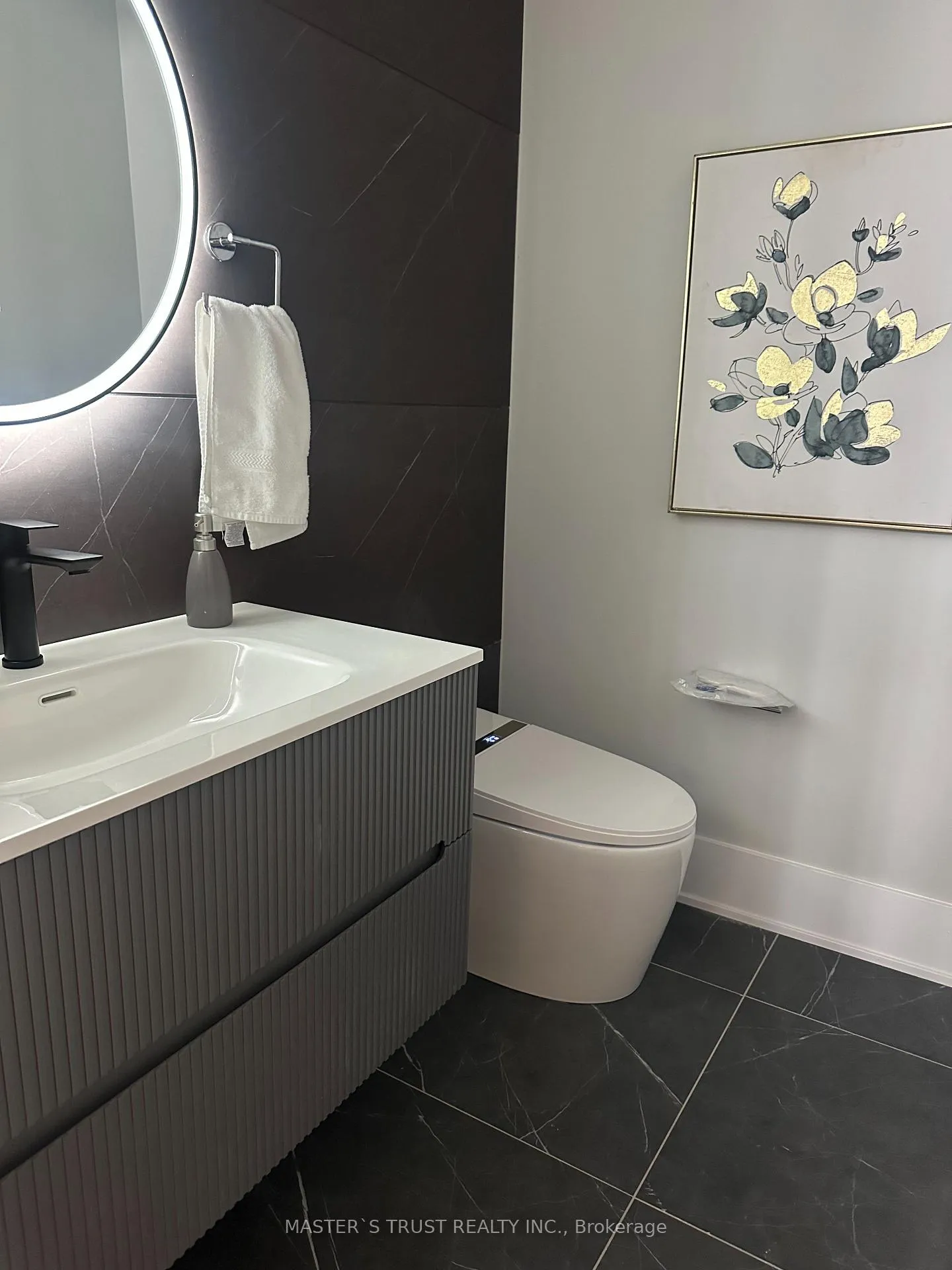 Photo 17 of 35 Meizhou Avenue, Markham, Angus Glen — HOMEH