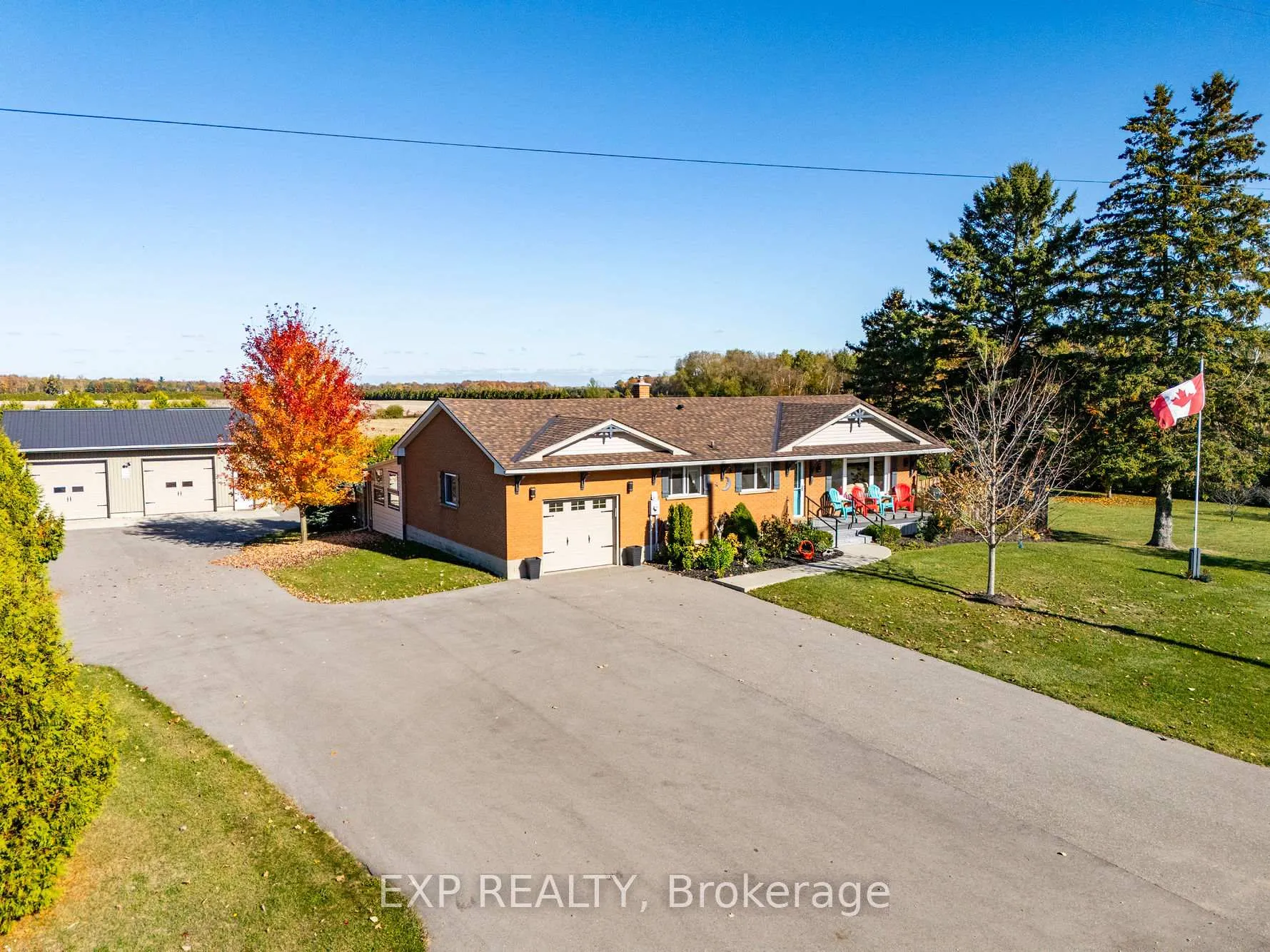 Front of 1637 Windham 7, R. R. #3 Road