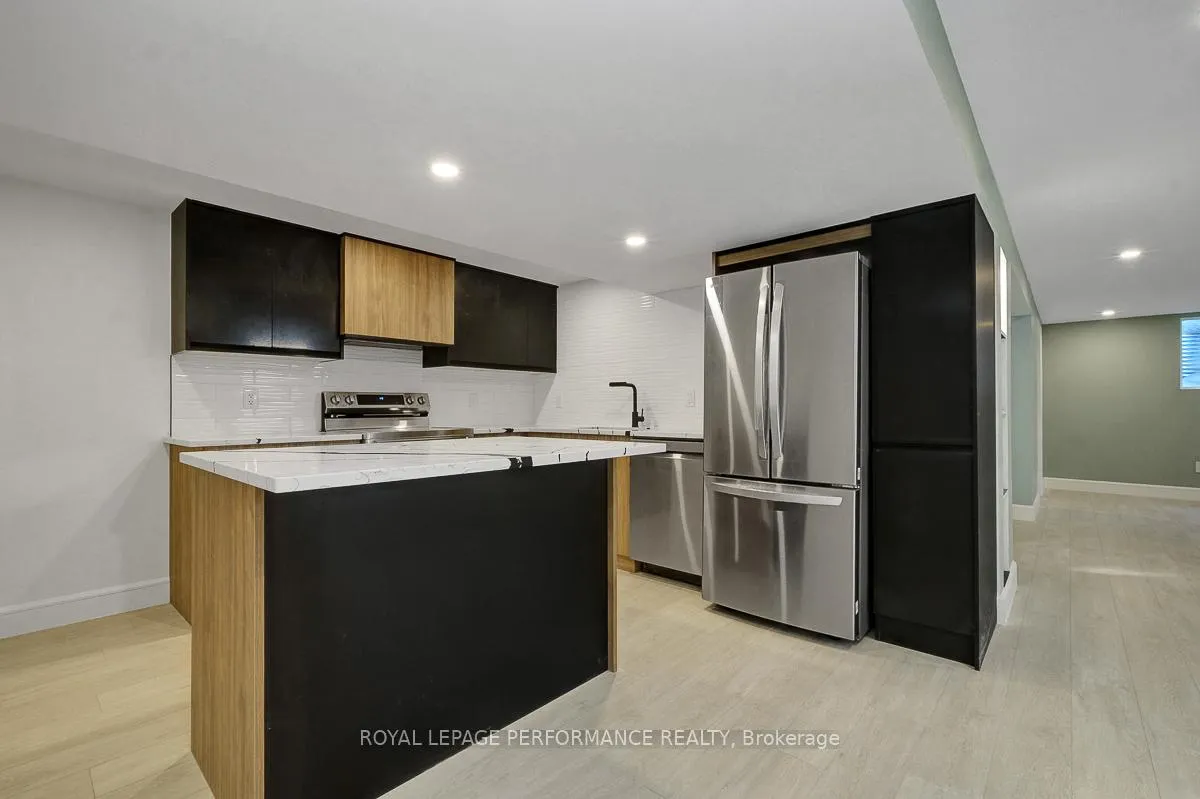 Photo 17 of 52 Glenridge Road, Ottawa, Meadowlands/Crestview — HOMEH