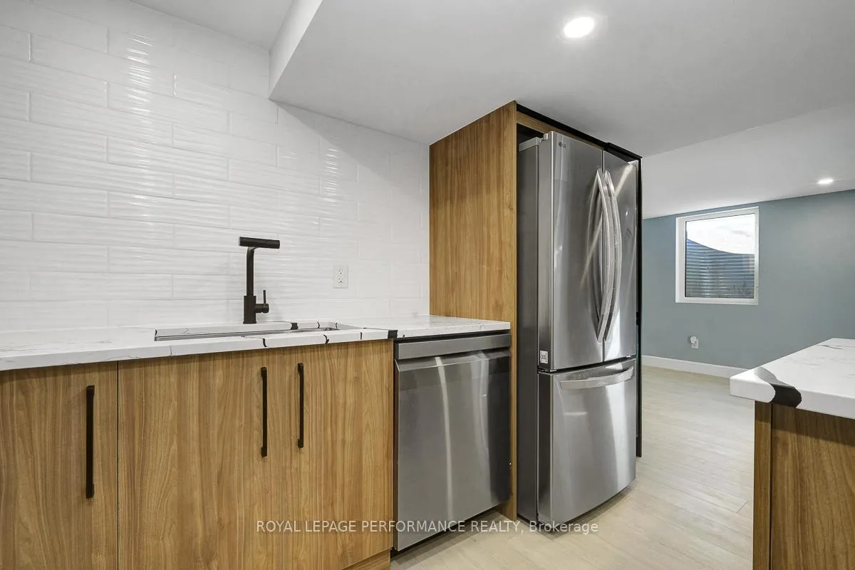 Photo 19 of 52 Glenridge Road, Ottawa, Meadowlands/Crestview — HOMEH