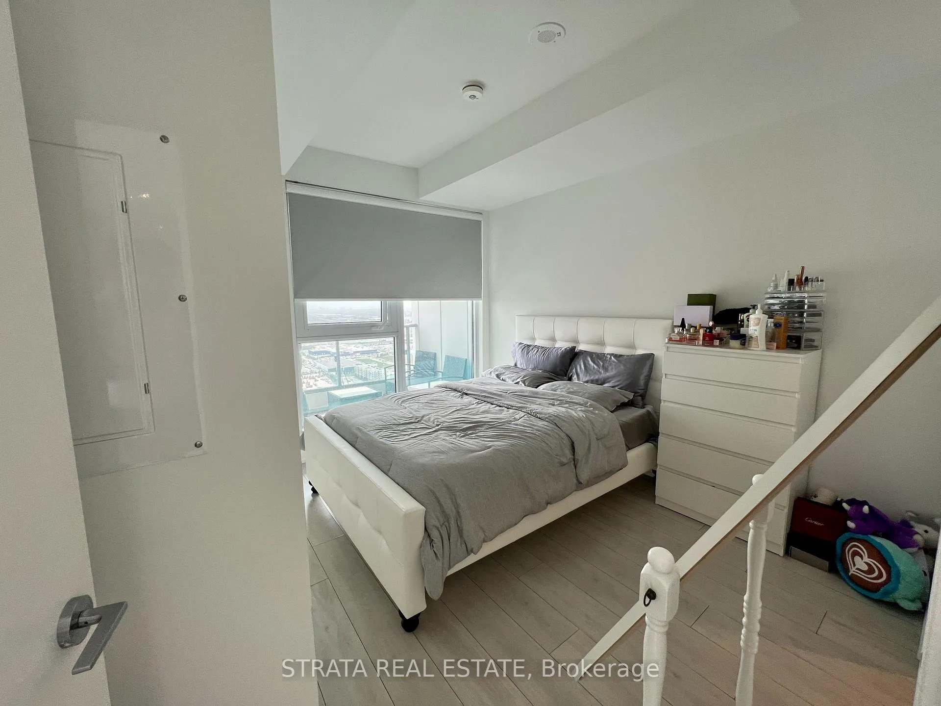 Photo 11 of Unit 4203, 5 Buttermill Avenue, Vaughan, Vaughan Corporate Centre — HOMEH