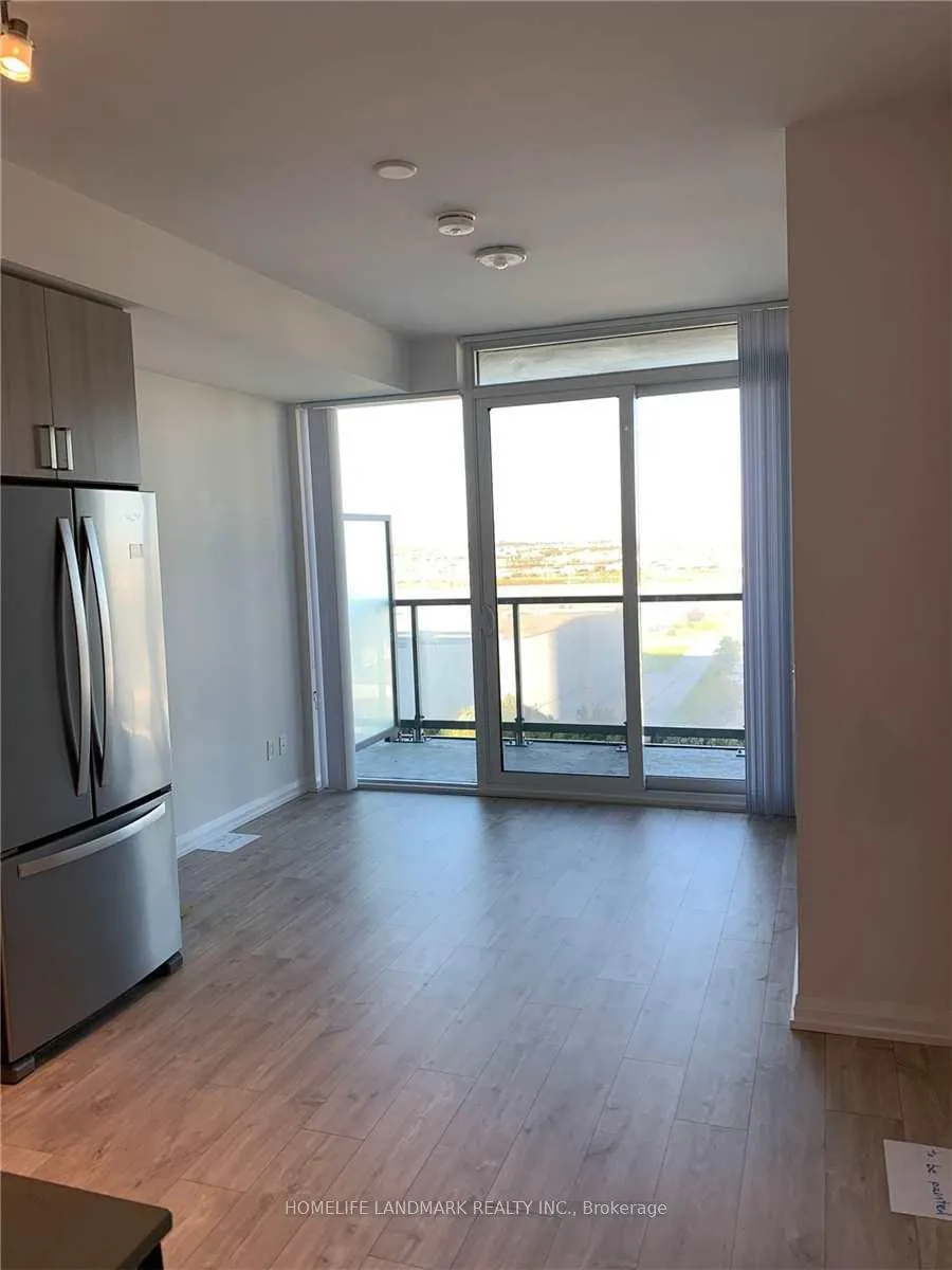 Photo 8 of Unit 1702, 7895 Jane Street, Vaughan, Concord — HOMEH
