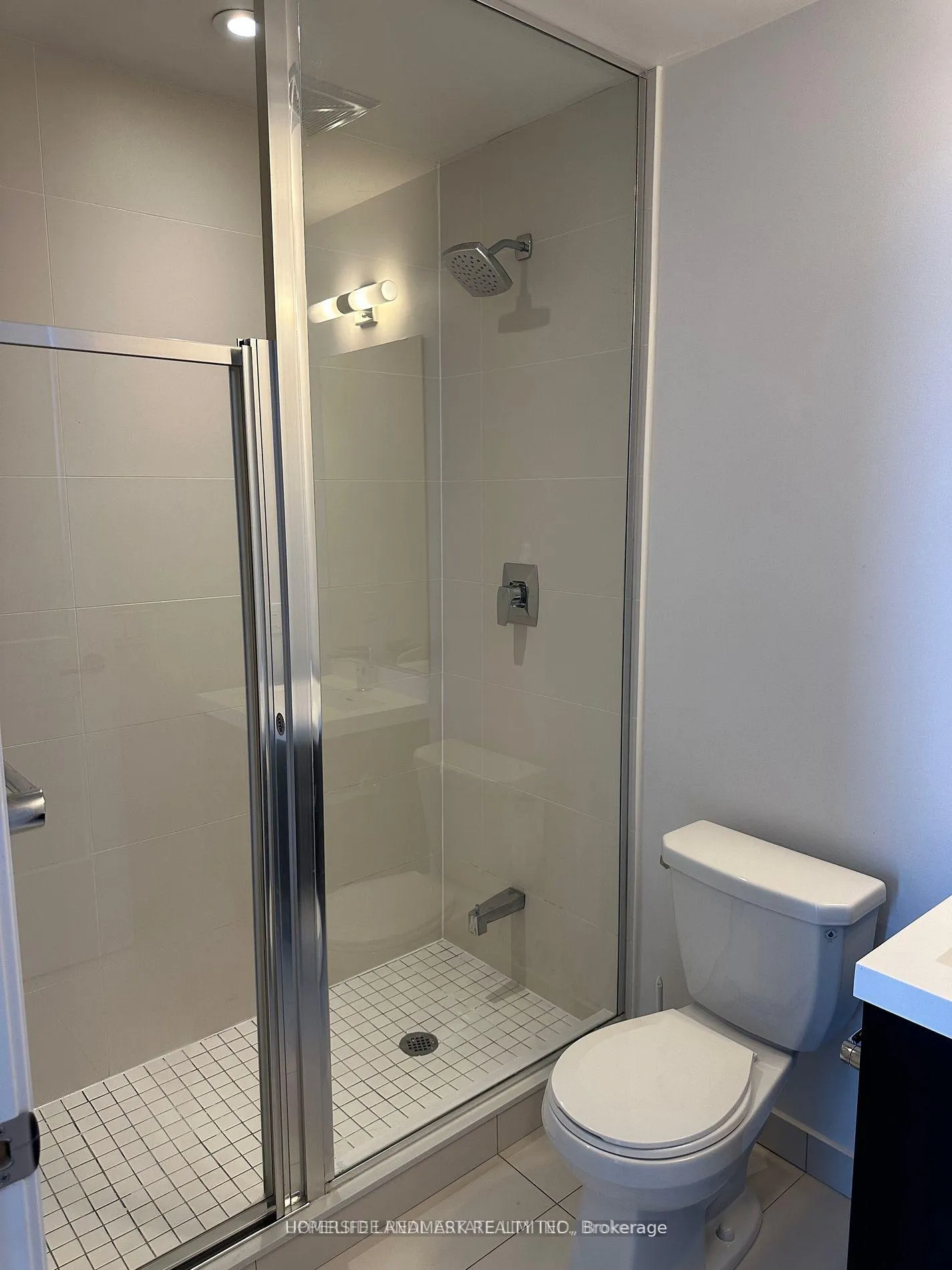 Photo 9 of Unit 1702, 7895 Jane Street, Vaughan, Concord — HOMEH