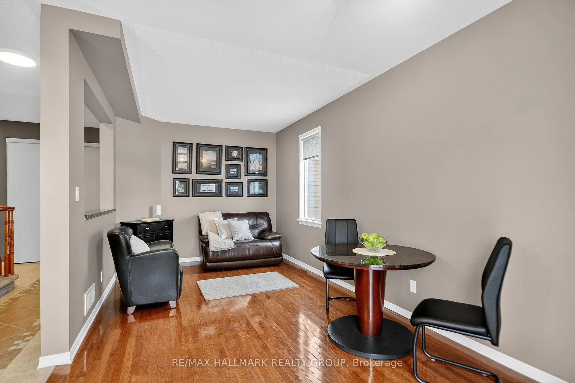 Photo 7 of 355 West Ridge Drive, Ottawa, Stittsville (South) — HOMEH