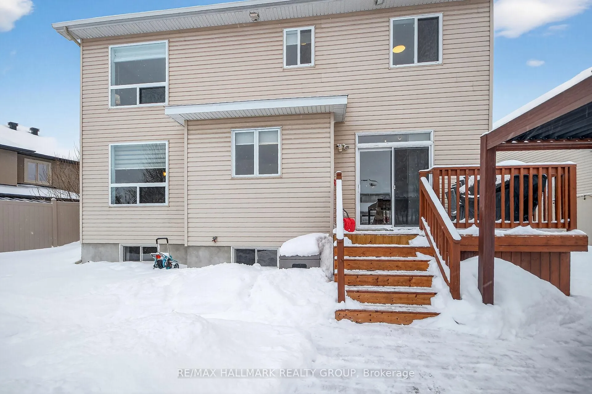Photo 31 of 355 West Ridge Drive, Ottawa, Stittsville (South) — HOMEH