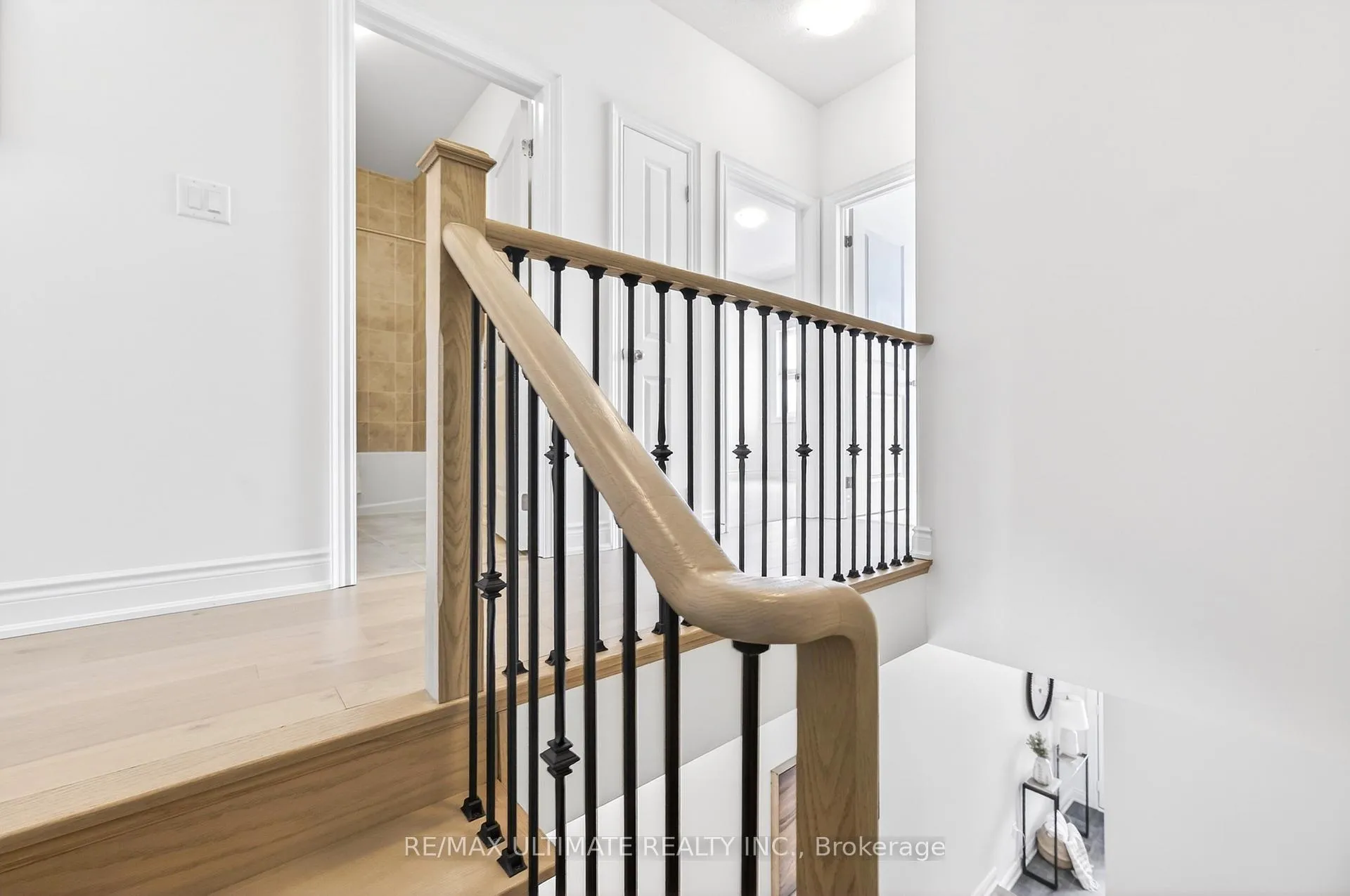 Photo 27 of 12 Singhampton Road, Vaughan, Kleinburg — HOMEH