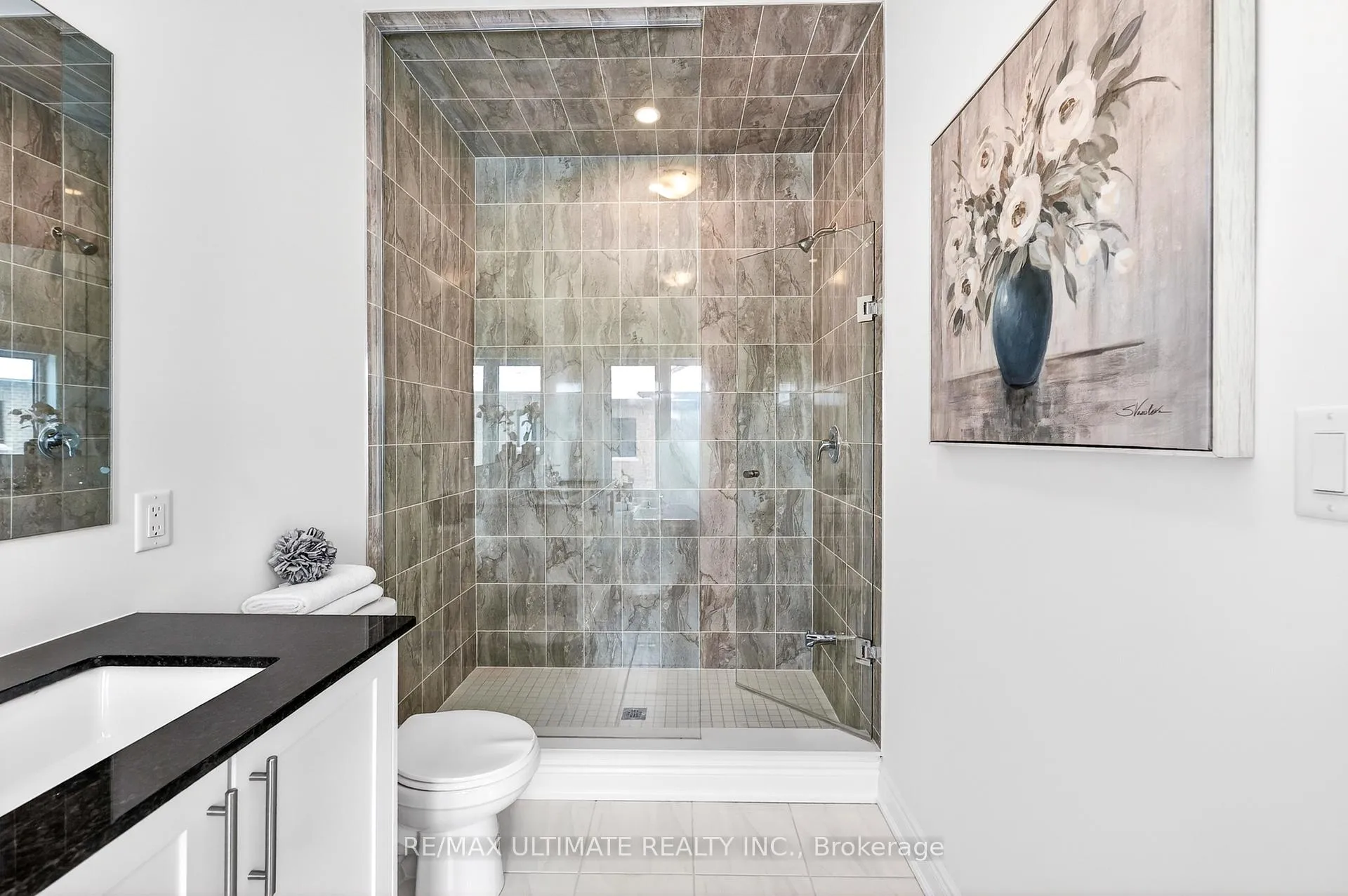 Photo 37 of 12 Singhampton Road, Vaughan, Kleinburg — HOMEH