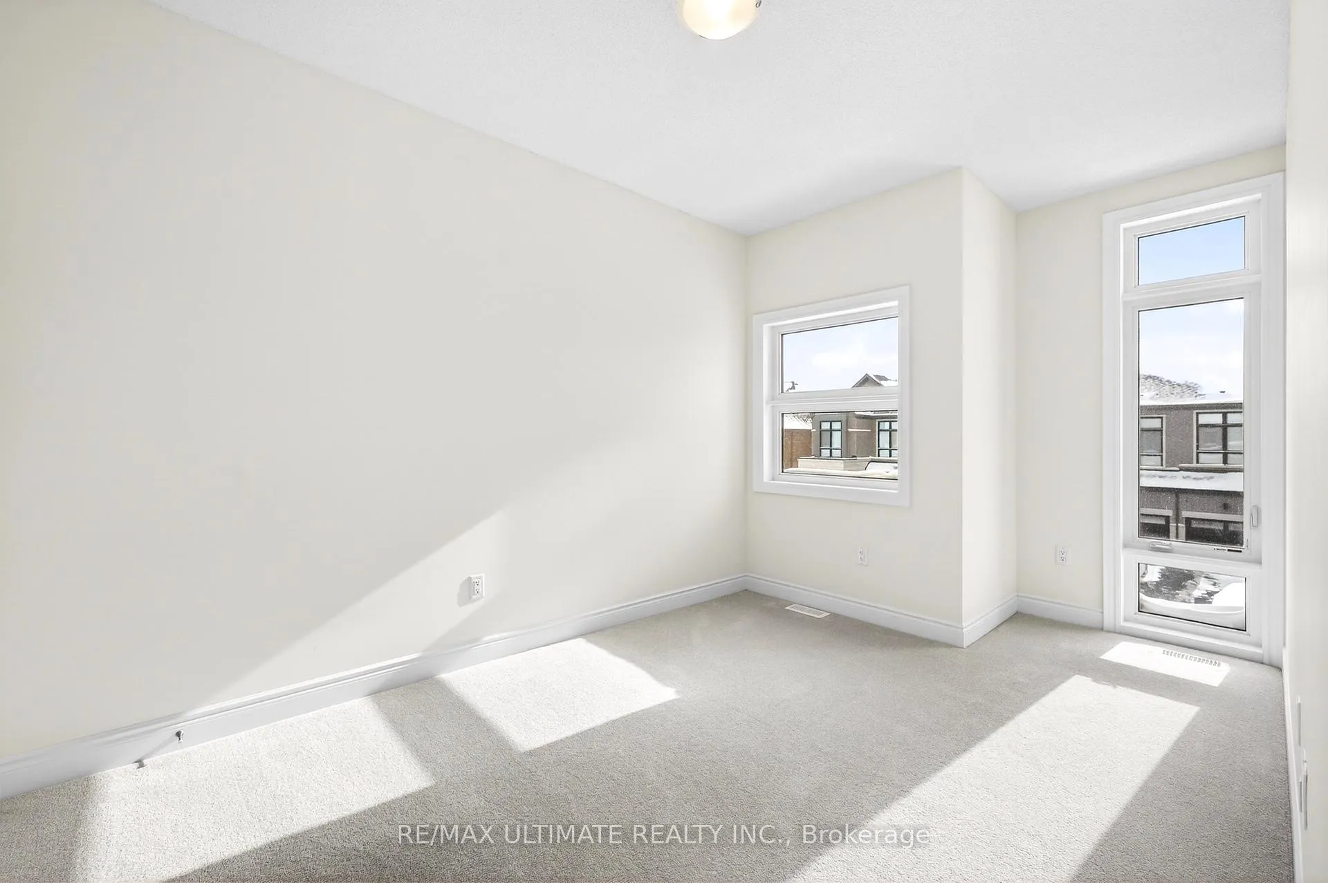 Photo 40 of 12 Singhampton Road, Vaughan, Kleinburg — HOMEH