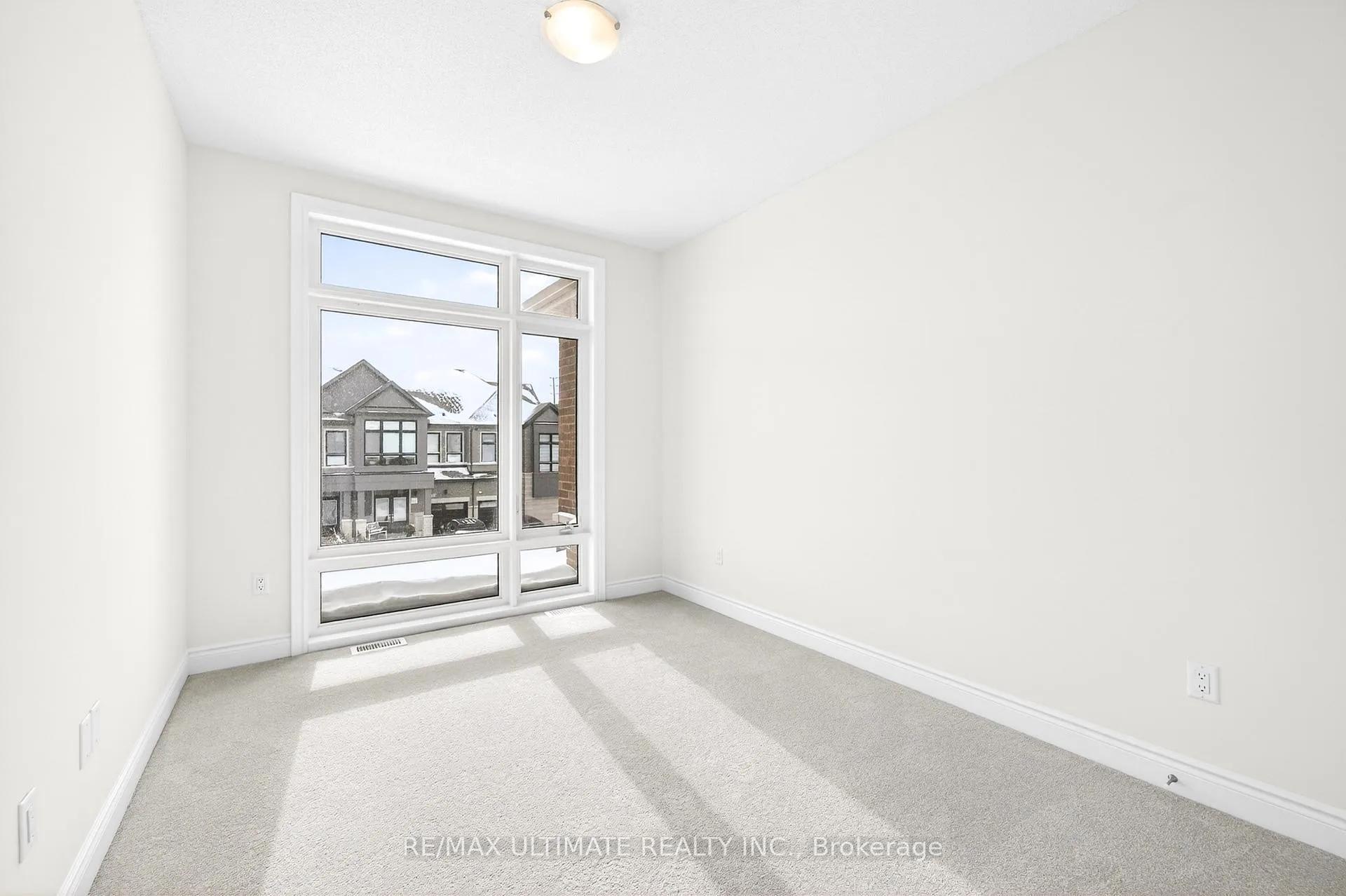 Photo 43 of 12 Singhampton Road, Vaughan, Kleinburg — HOMEH