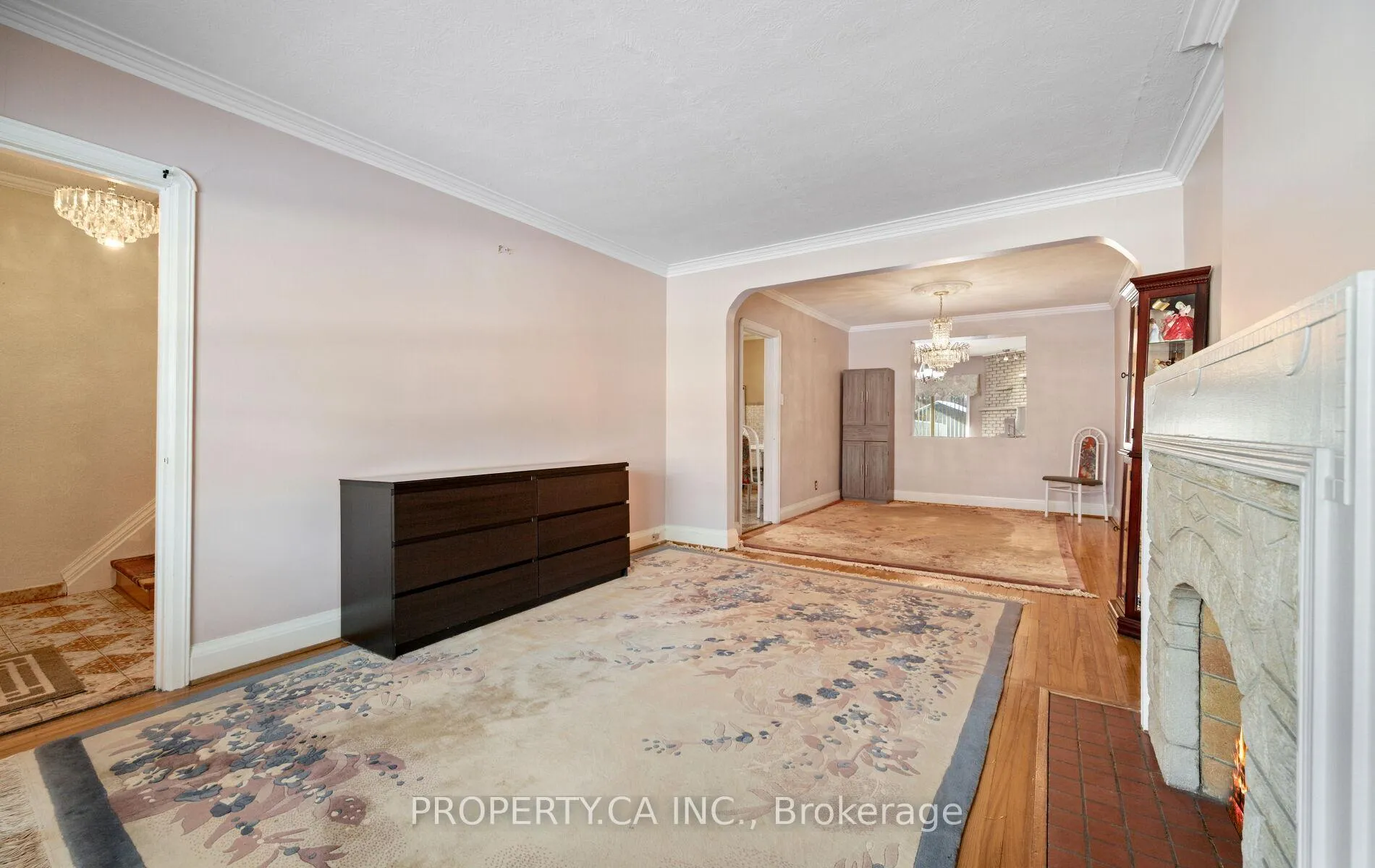 Photo 6 of 4 Wolverton Avenue, Toronto, East York — HOMEH