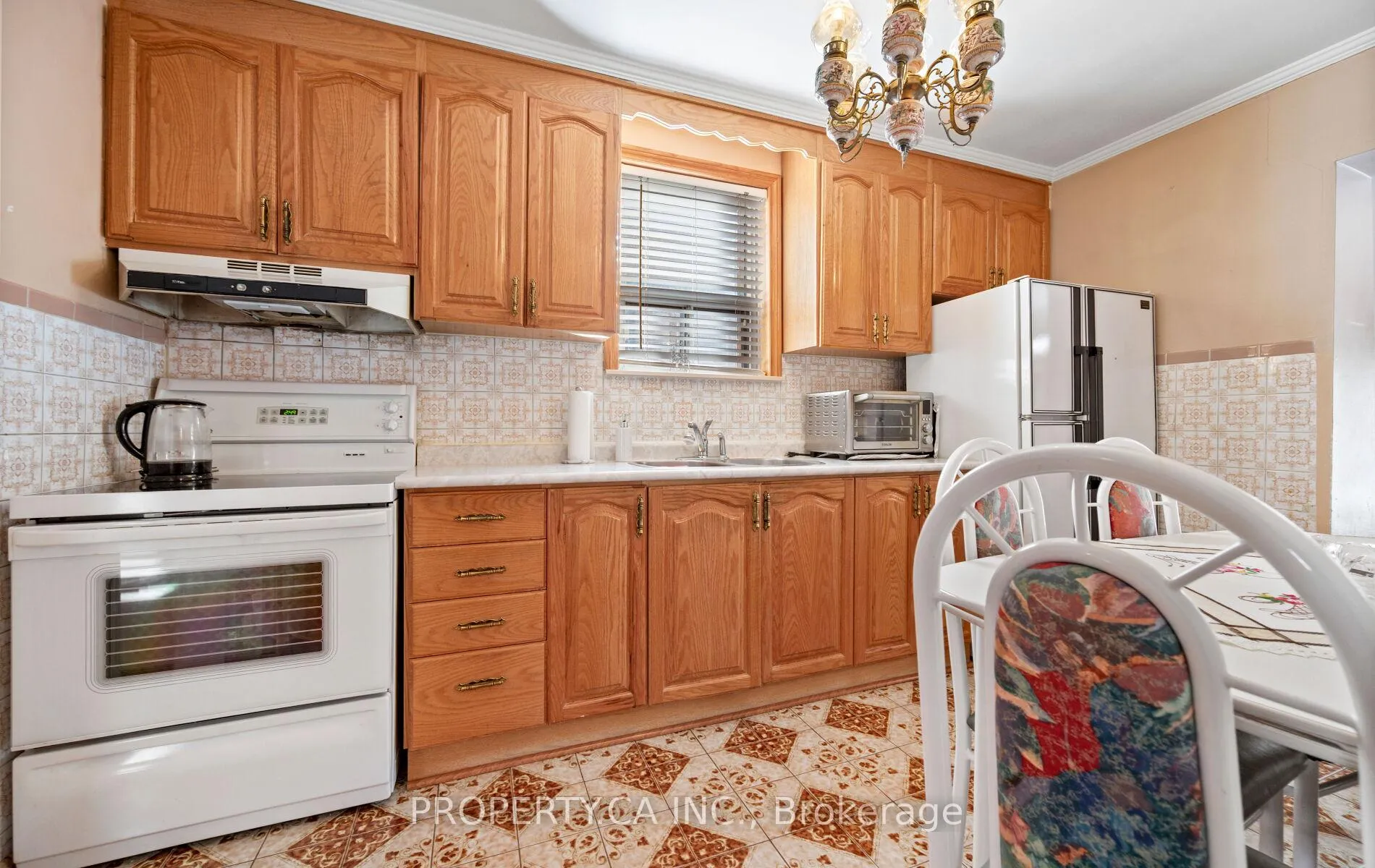 Photo 14 of 4 Wolverton Avenue, Toronto, East York — HOMEH