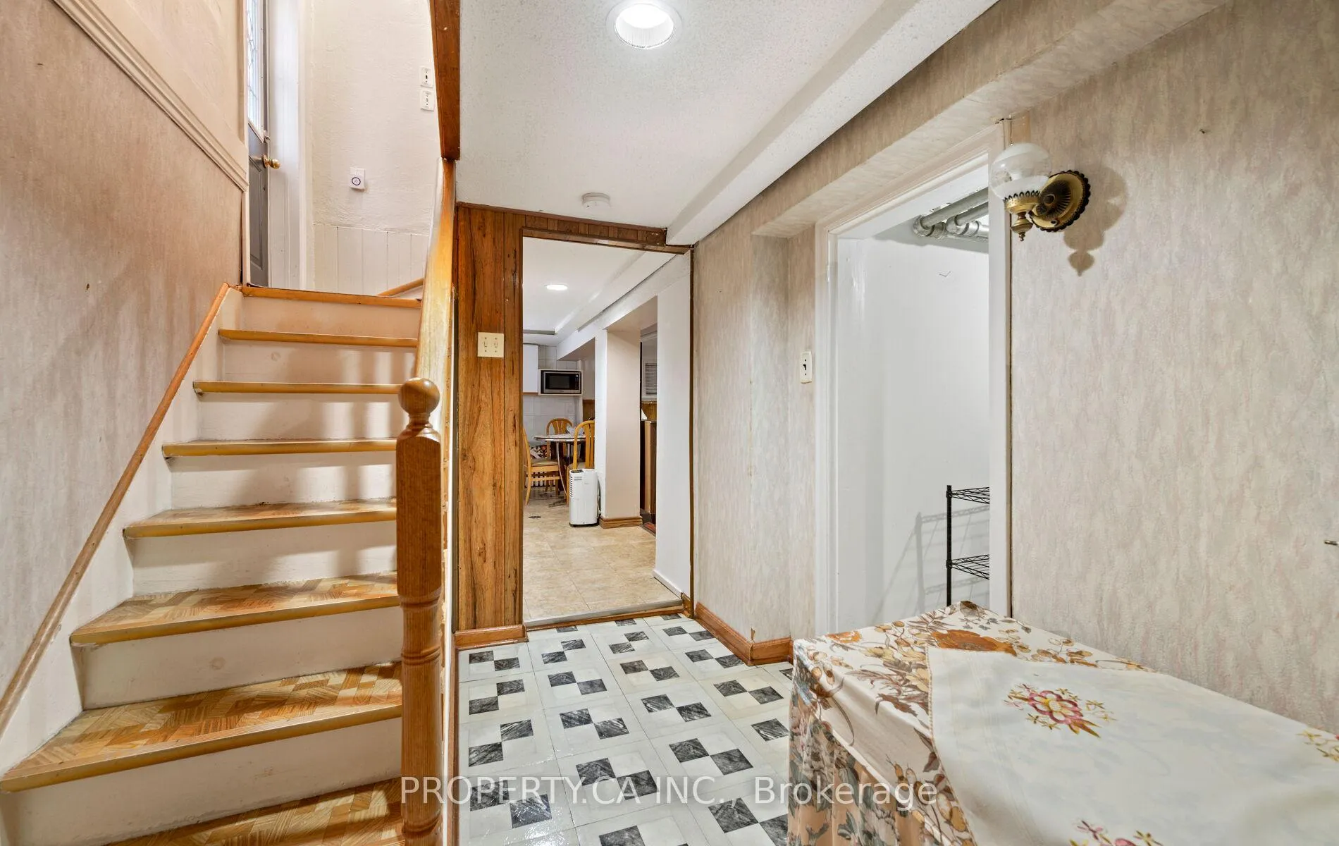 Photo 26 of 4 Wolverton Avenue, Toronto, East York — HOMEH