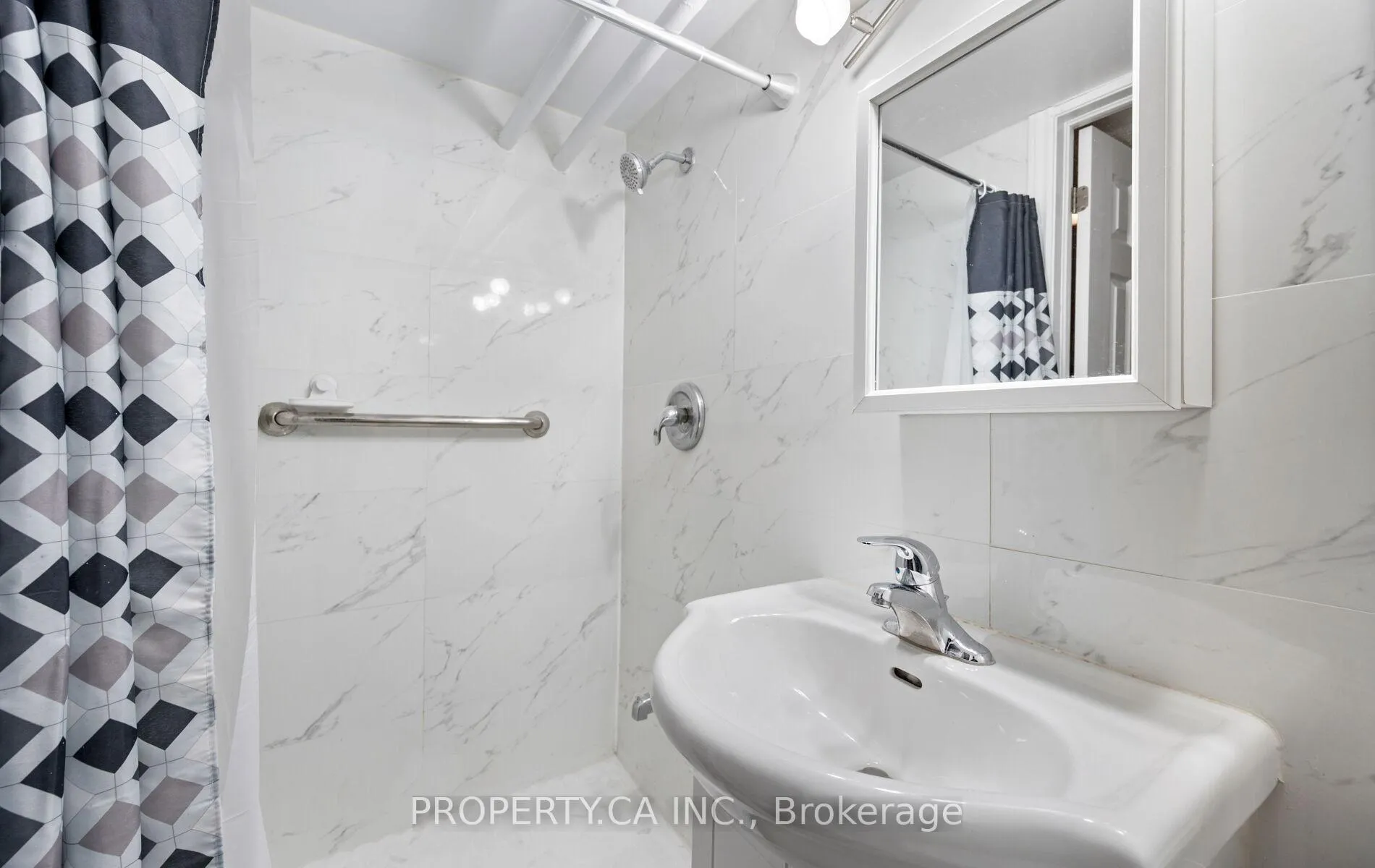 Photo 33 of 4 Wolverton Avenue, Toronto, East York — HOMEH