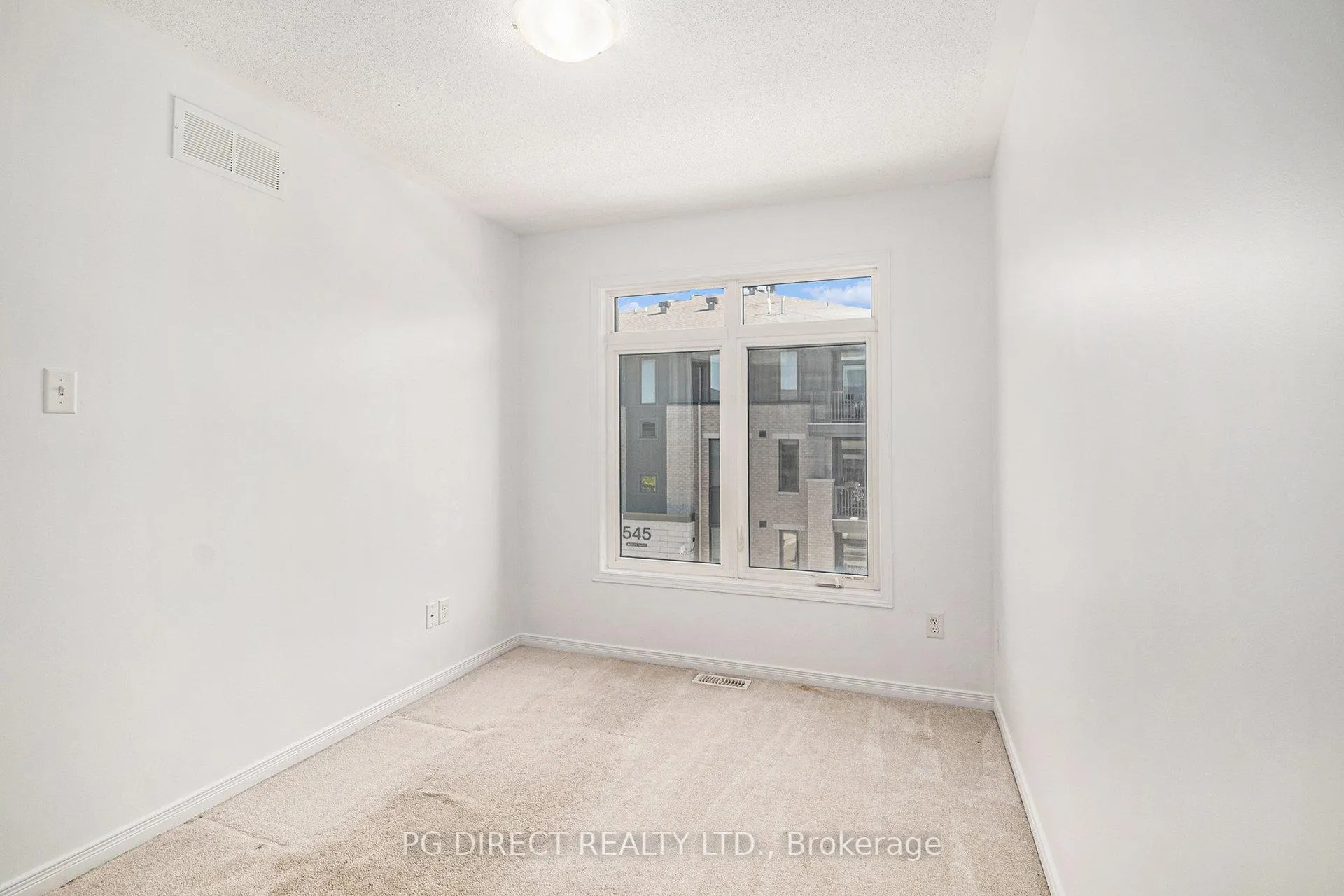 Photo 16 of 542 Recolte Private, Ottawa, Bilberry Creek/Queenswood Heights — HOMEH
