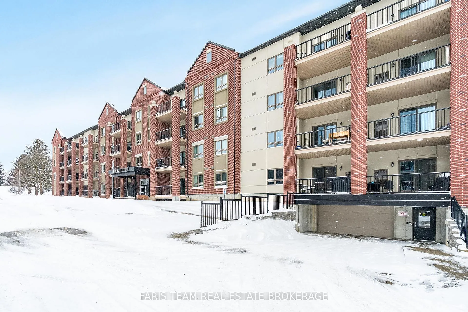 Photo 3 of Unit 305, 161 Wellington Street E, New Tecumseth, Alliston — HOMEH