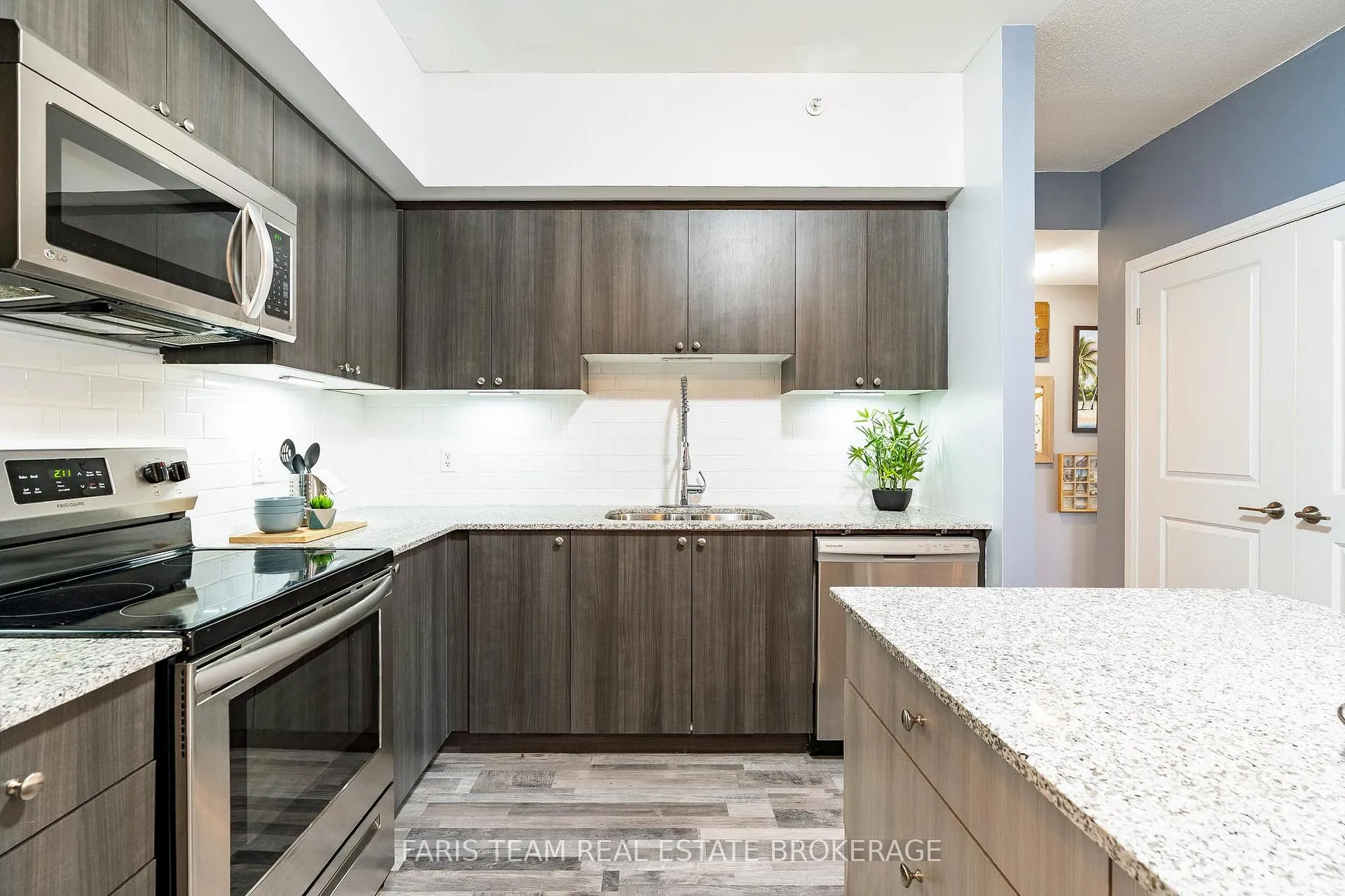 Photo 11 of Unit 305, 161 Wellington Street E, New Tecumseth, Alliston — HOMEH