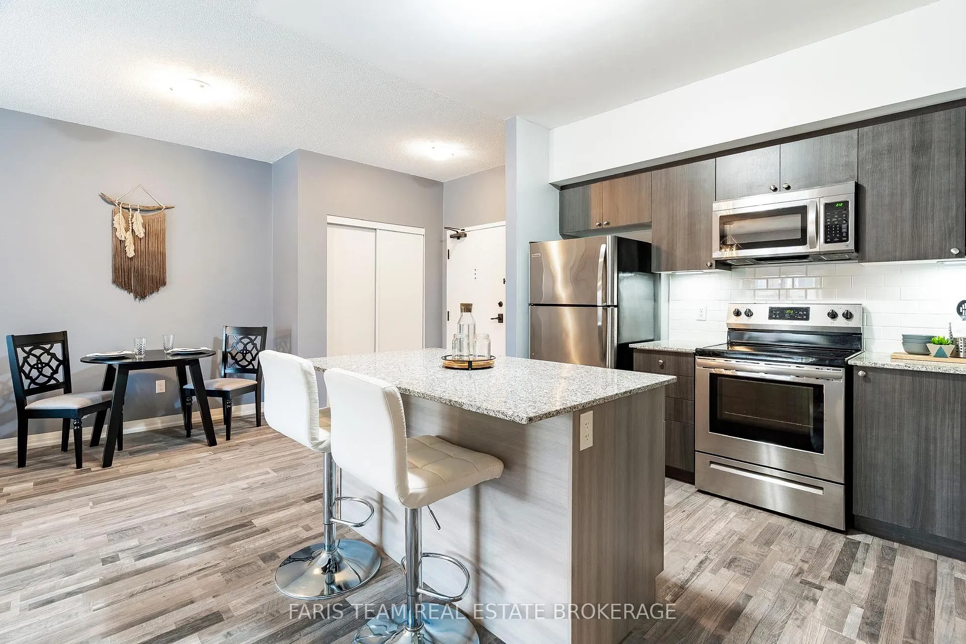 Photo 14 of Unit 305, 161 Wellington Street E, New Tecumseth, Alliston — HOMEH