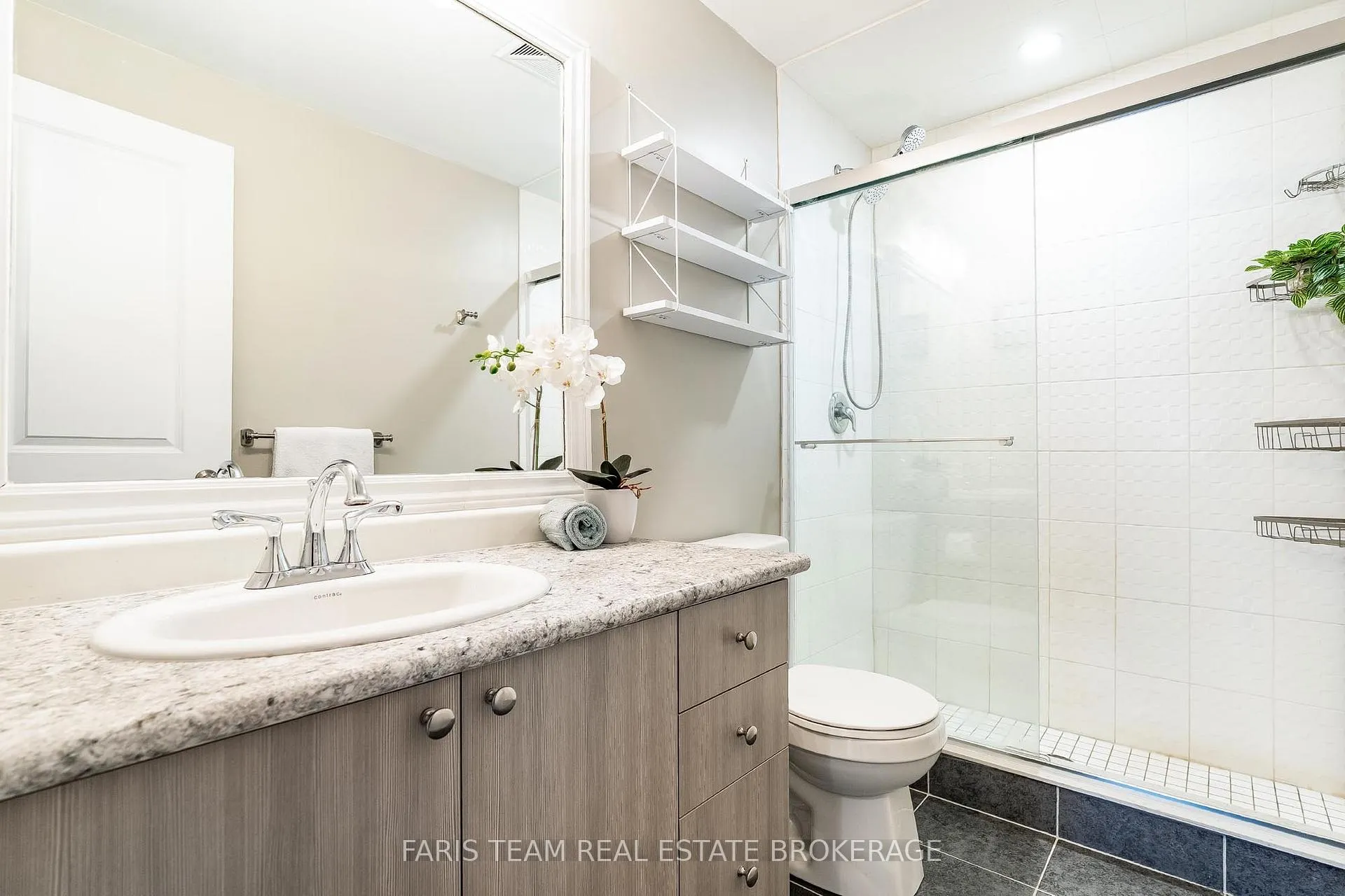 Photo 25 of Unit 305, 161 Wellington Street E, New Tecumseth, Alliston — HOMEH