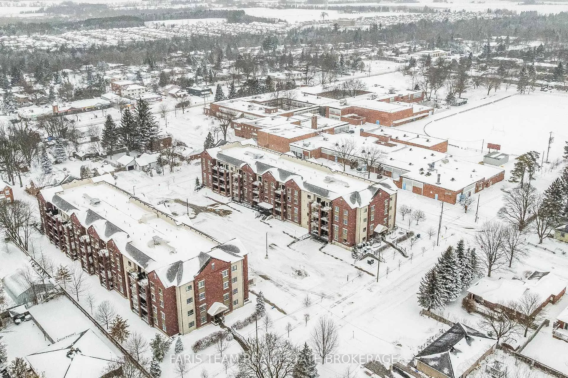 Photo 32 of Unit 305, 161 Wellington Street E, New Tecumseth, Alliston — HOMEH