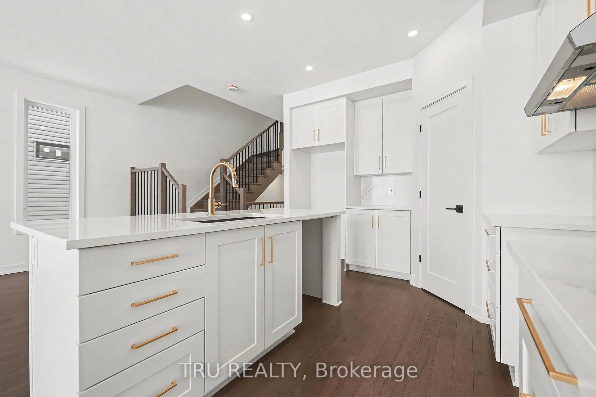 Photo 11 of 1154 Cope Drive, Ottawa, Stittsville (South) — HOMEH
