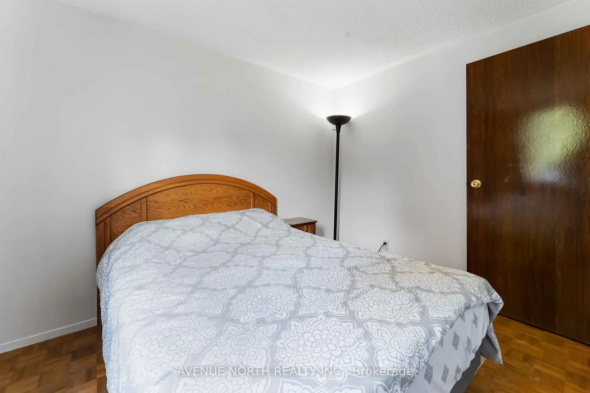 Photo 19 of 2178 Erinbrook Crescent, Ottawa, Sheffield Glen/Industrial Park — HOMEH
