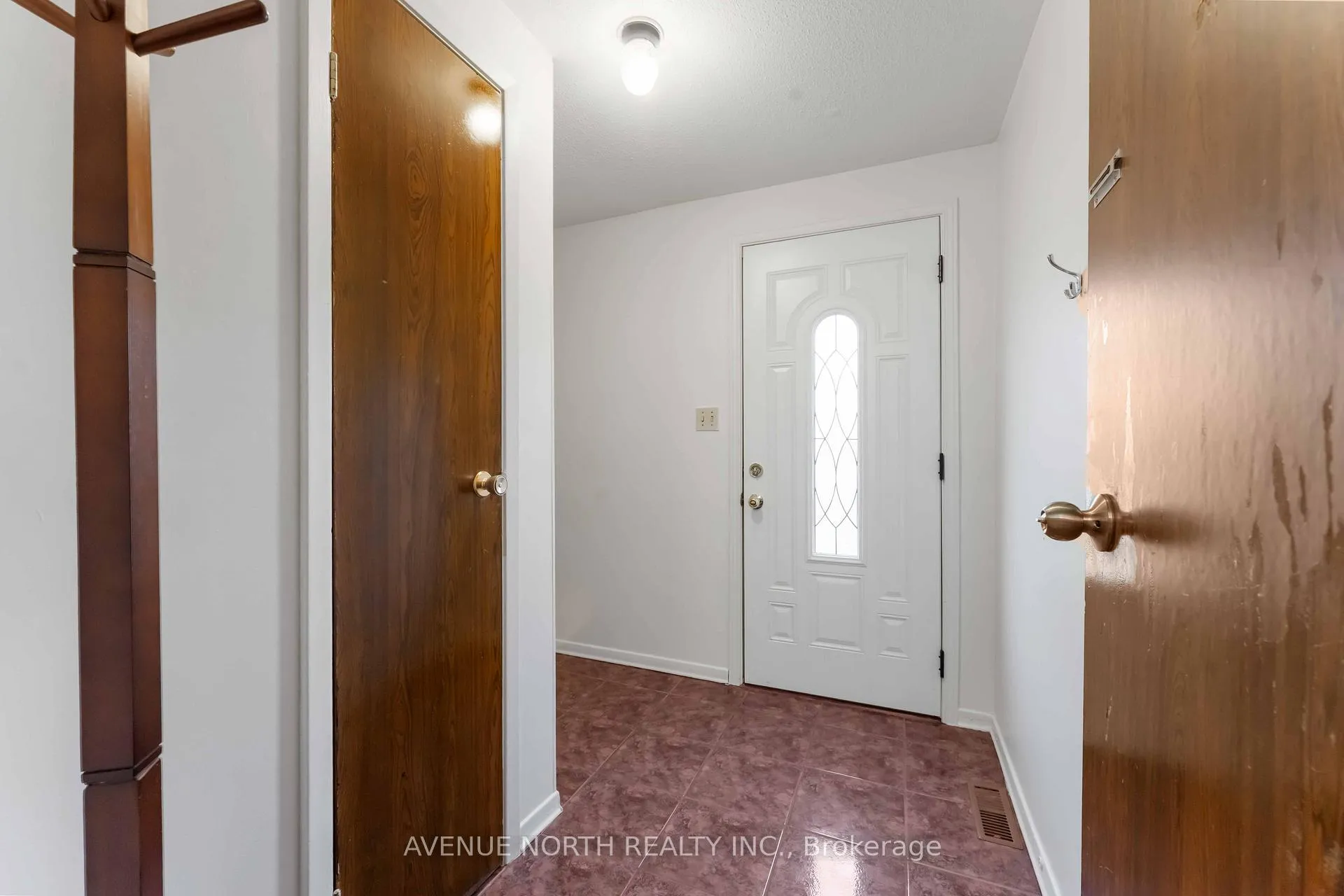 Photo 21 of 2178 Erinbrook Crescent, Ottawa, Sheffield Glen/Industrial Park — HOMEH