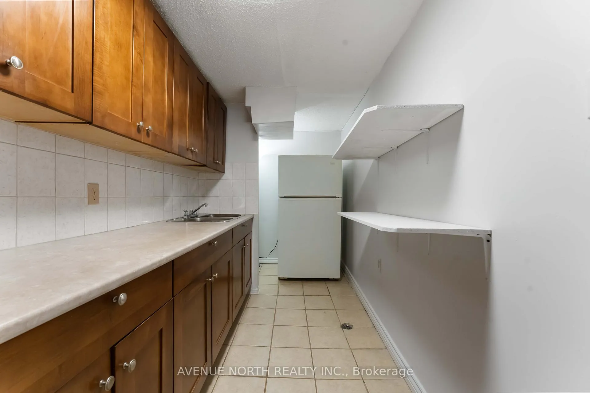Photo 25 of 2178 Erinbrook Crescent, Ottawa, Sheffield Glen/Industrial Park — HOMEH