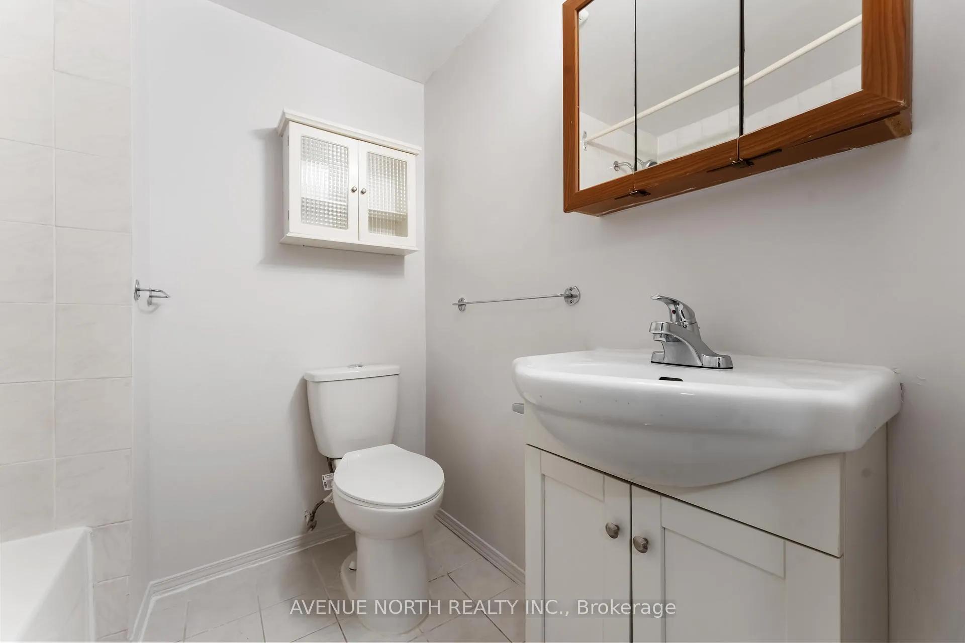 Photo 26 of 2178 Erinbrook Crescent, Ottawa, Sheffield Glen/Industrial Park — HOMEH