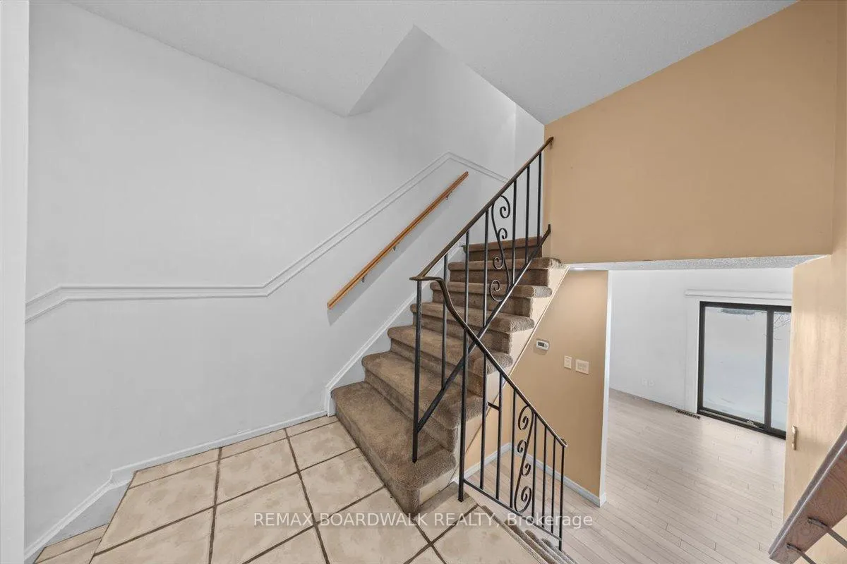 Photo 4 of Unit 29, 2 Bertona Street, Ottawa, Manordale — HOMEH