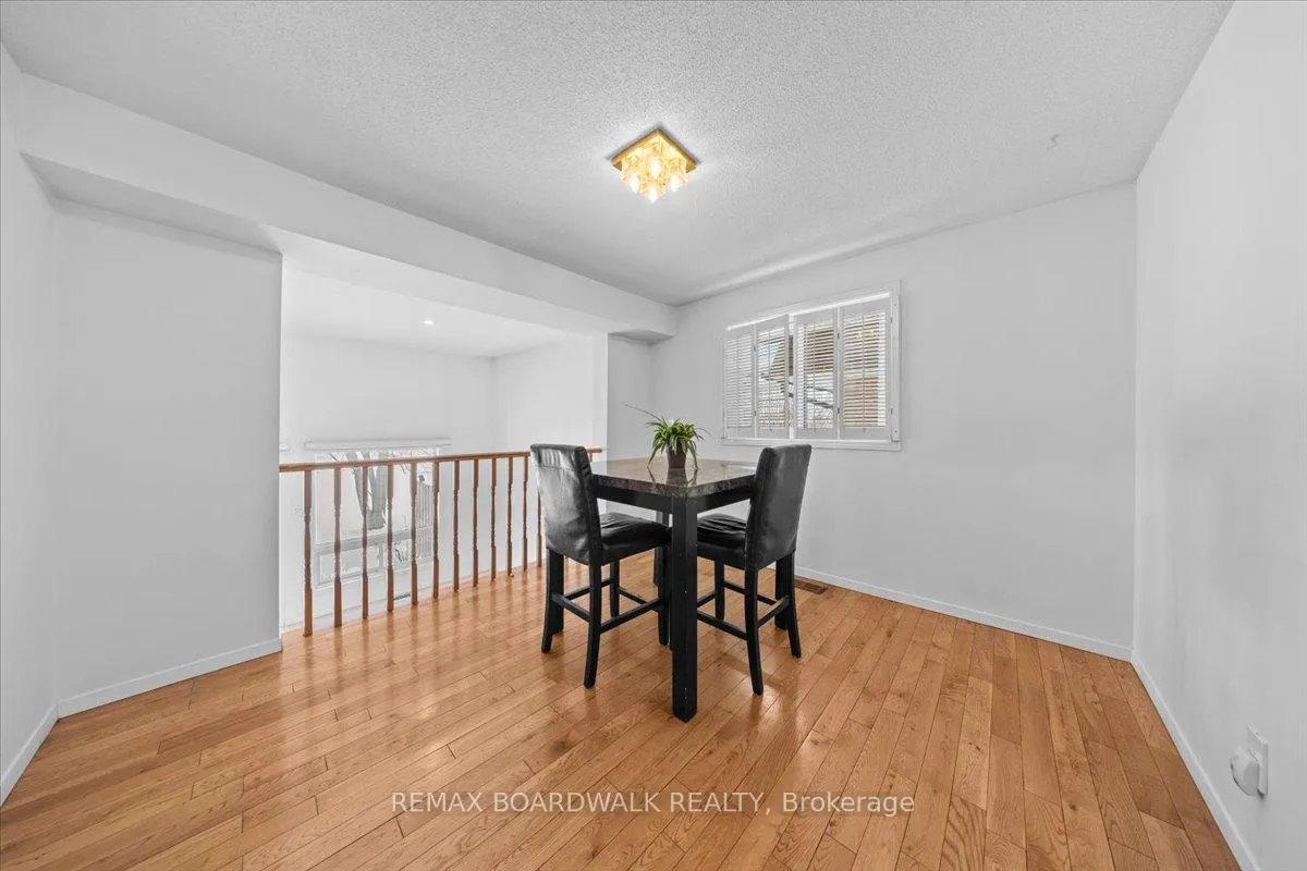 Photo 5 of Unit 29, 2 Bertona Street, Ottawa, Manordale — HOMEH