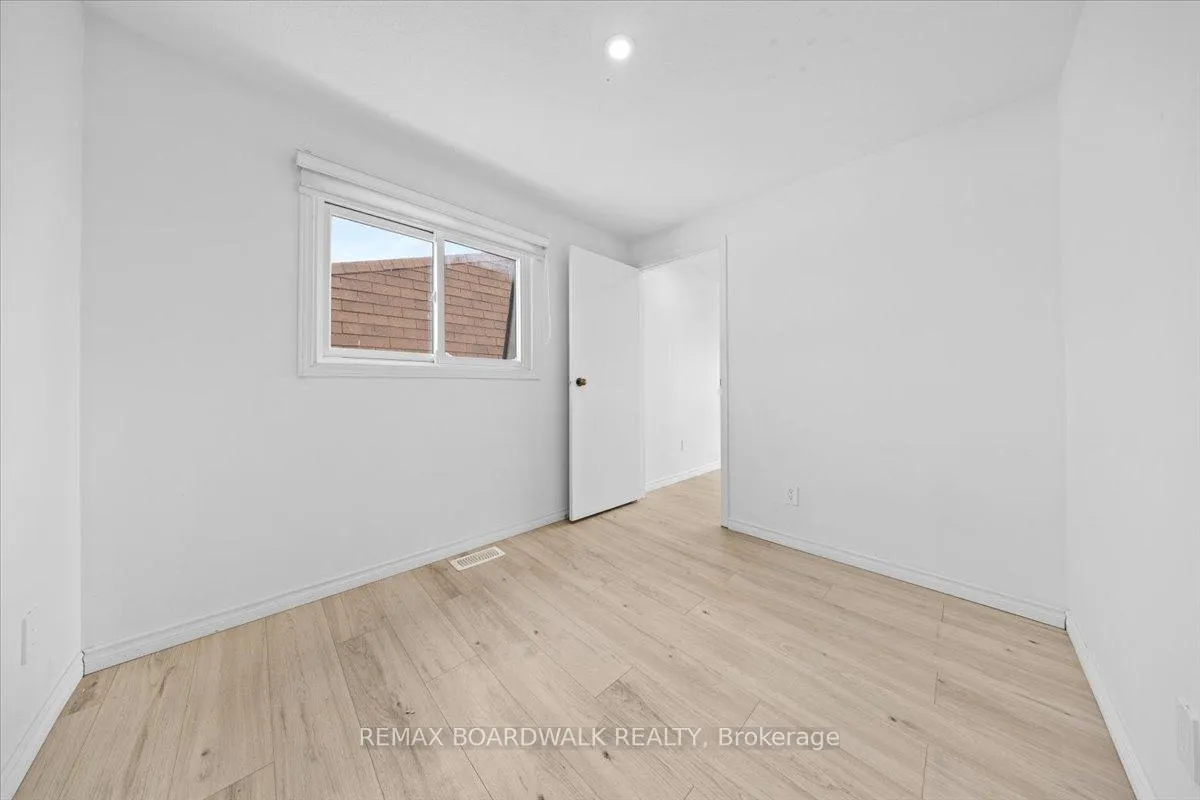 Photo 12 of Unit 29, 2 Bertona Street, Ottawa, Manordale — HOMEH