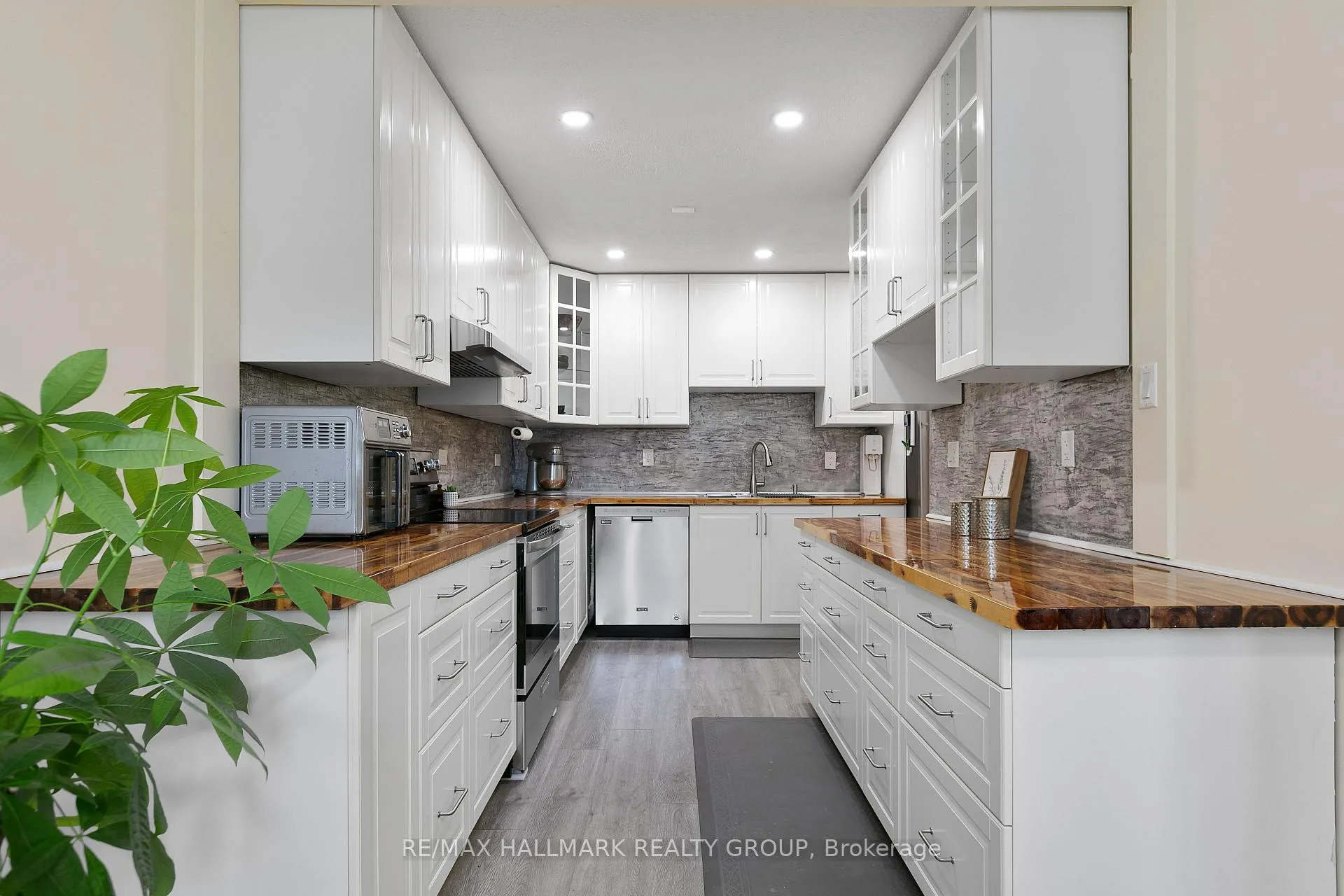 Photo 13 of Unit 24, 2652 Moncton Road, Ottawa, Queensway Terrace North — HOMEH