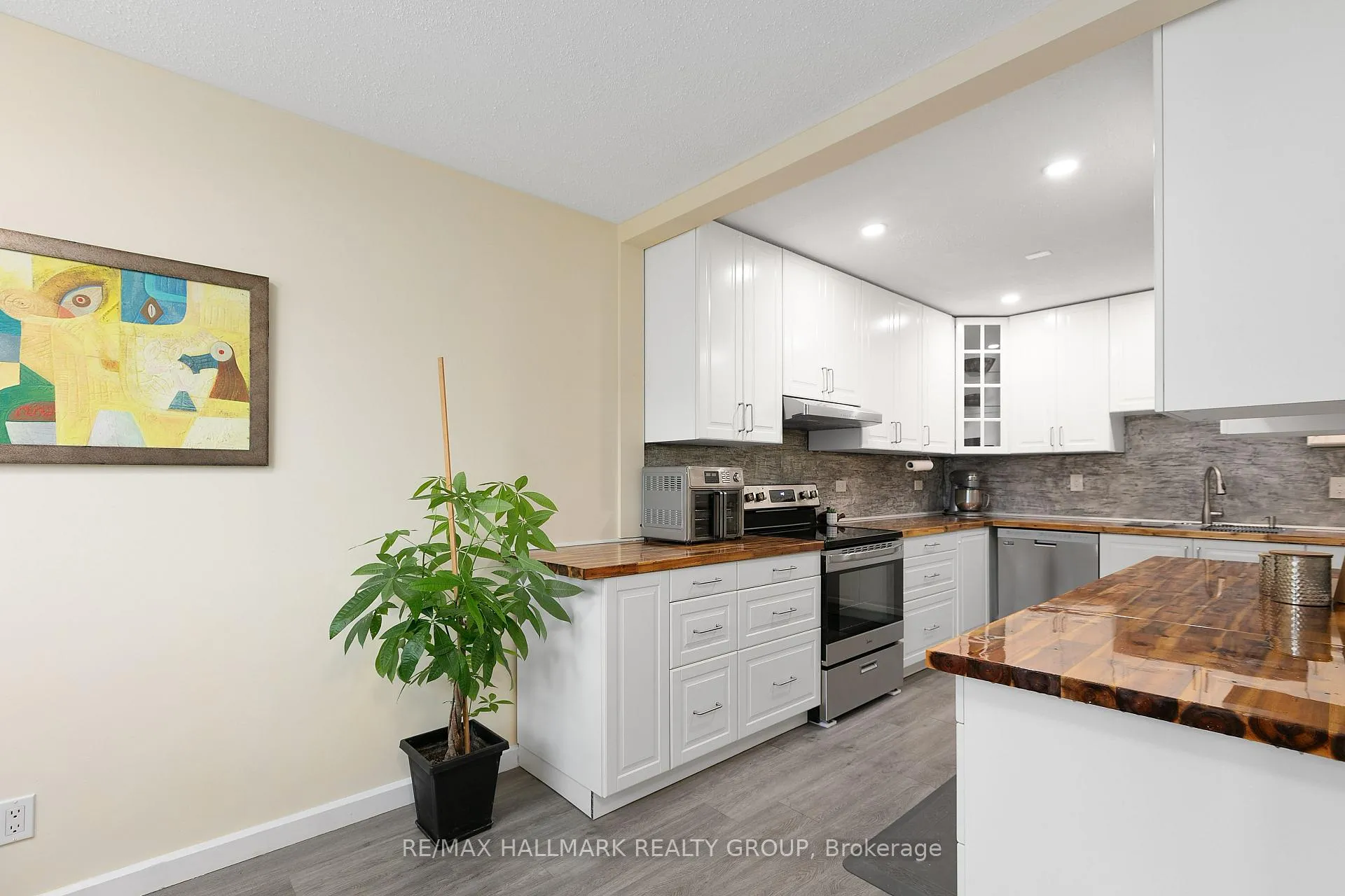 Photo 16 of Unit 24, 2652 Moncton Road, Ottawa, Queensway Terrace North — HOMEH