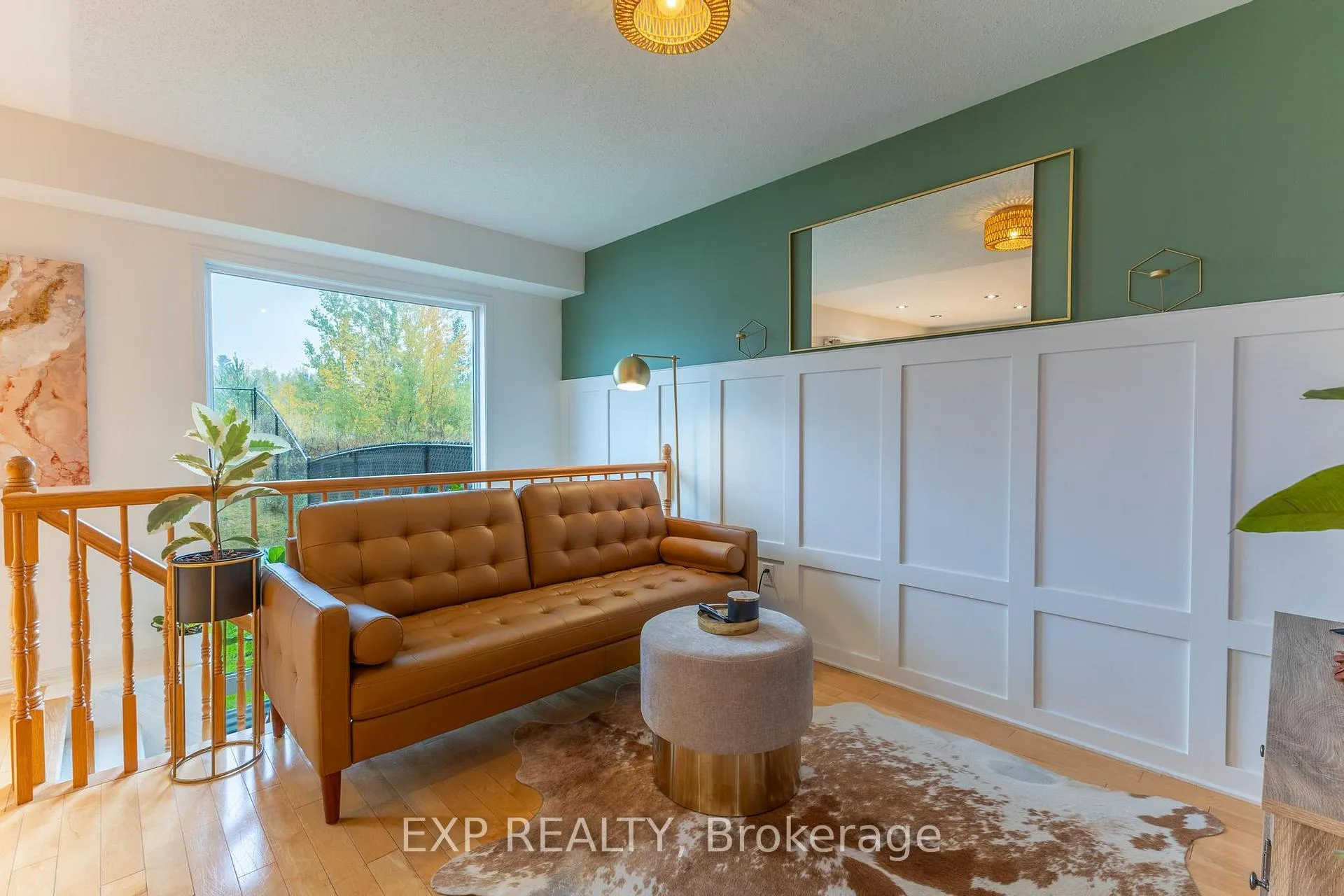 Photo 10 of 2341 Glandriel Crescent, Ottawa, Springridge/East Village — HOMEH