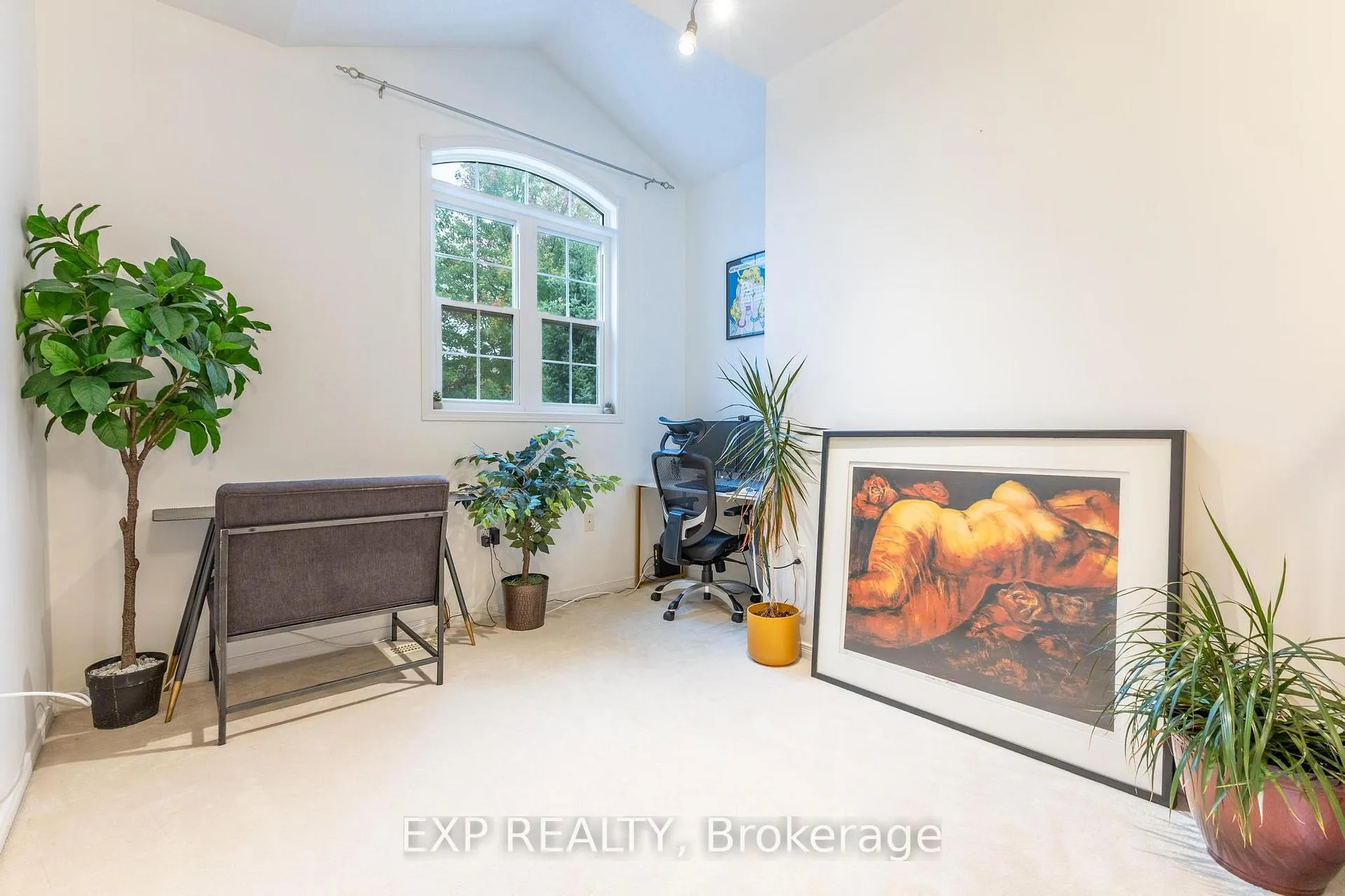Photo 15 of 2341 Glandriel Crescent, Ottawa, Springridge/East Village — HOMEH
