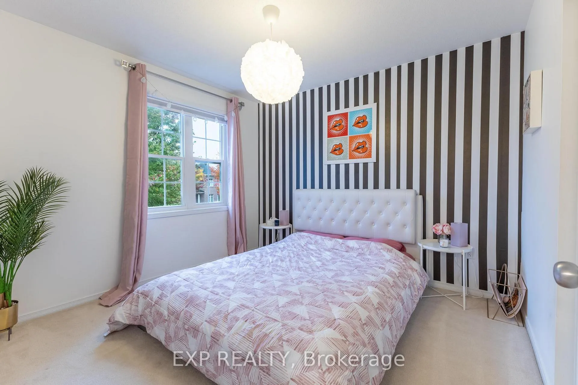 Photo 17 of 2341 Glandriel Crescent, Ottawa, Springridge/East Village — HOMEH