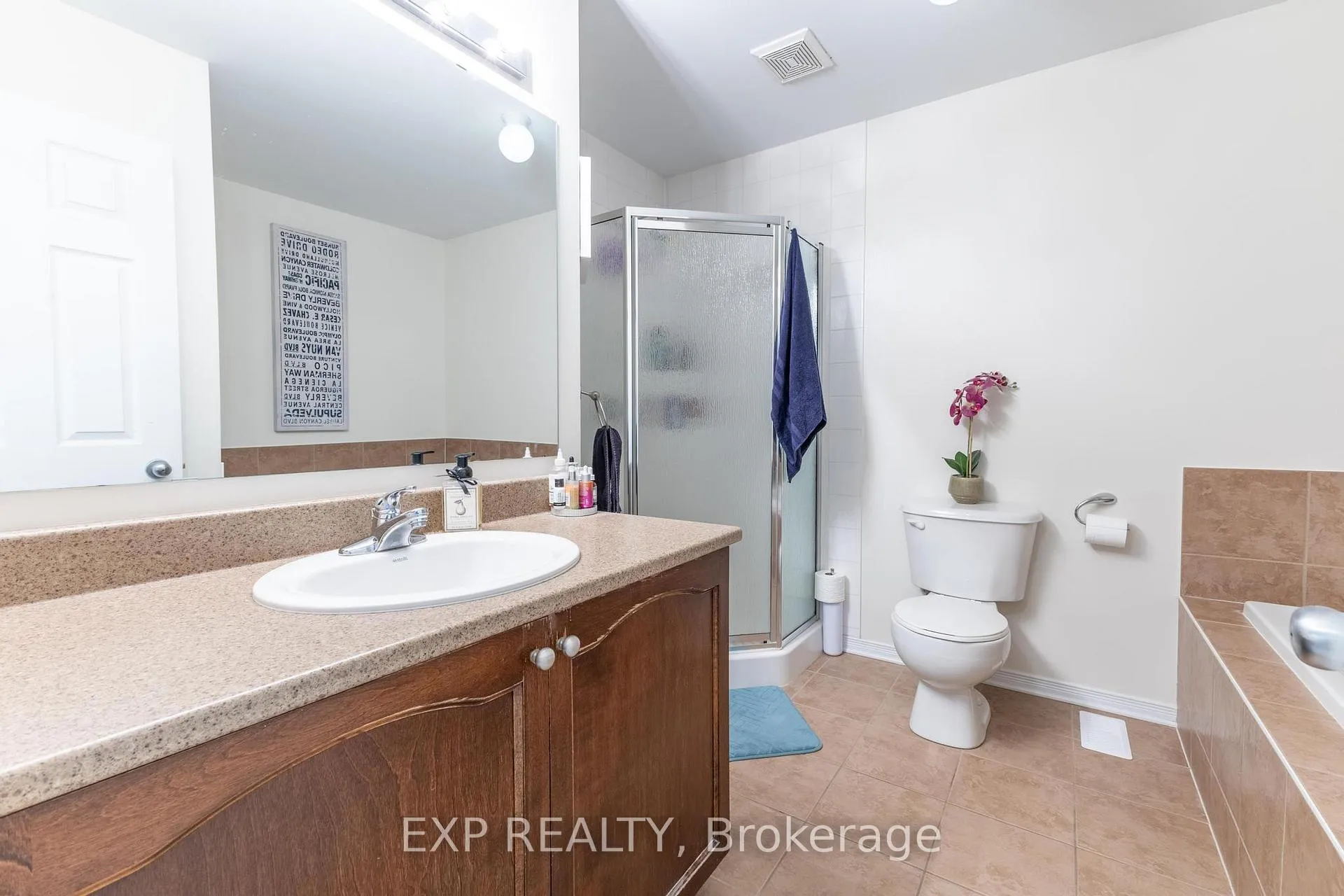 Photo 24 of 2341 Glandriel Crescent, Ottawa, Springridge/East Village — HOMEH