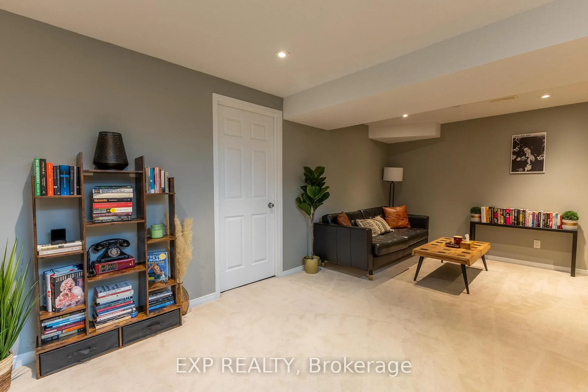 Photo 27 of 2341 Glandriel Crescent, Ottawa, Springridge/East Village — HOMEH