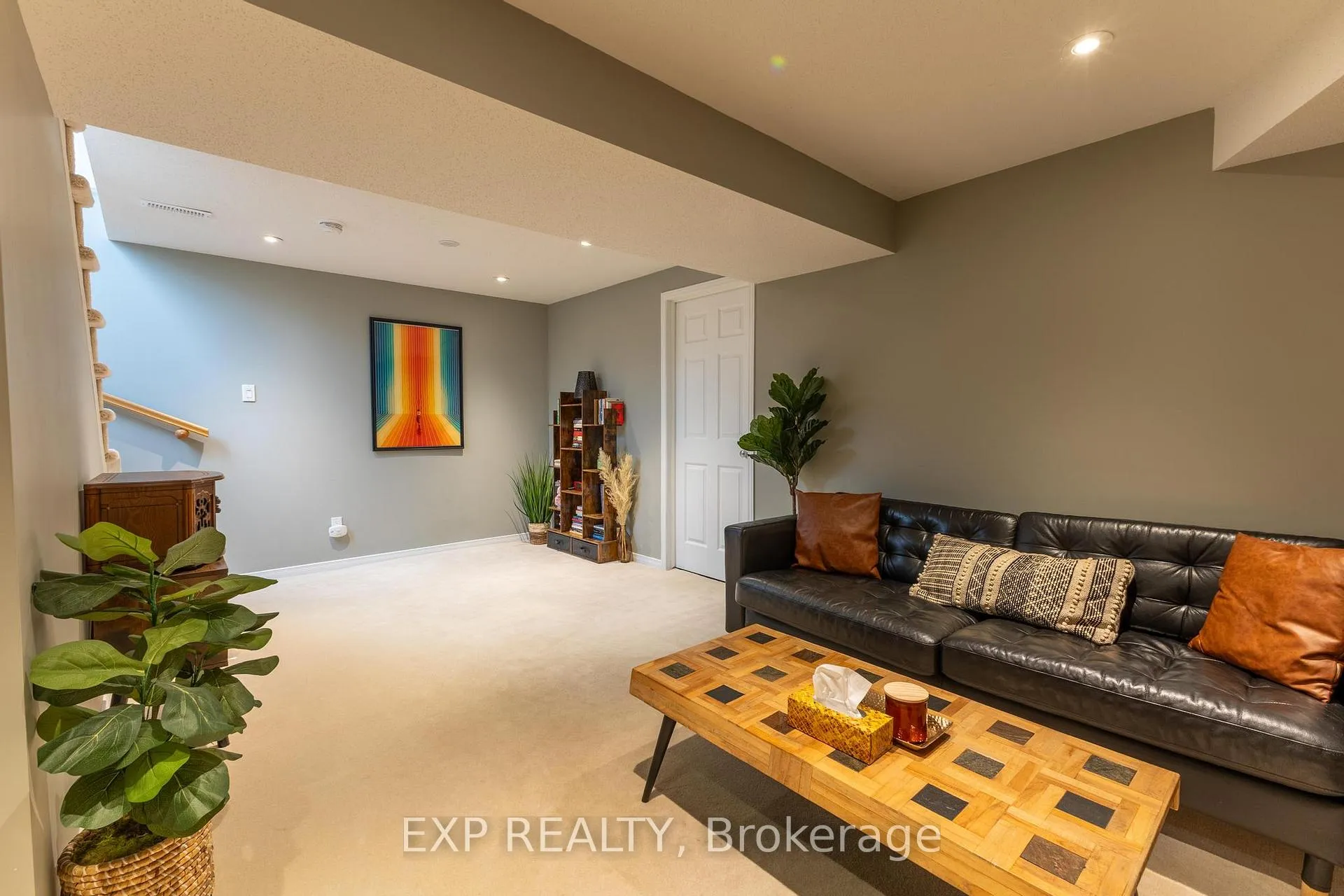 Photo 29 of 2341 Glandriel Crescent, Ottawa, Springridge/East Village — HOMEH