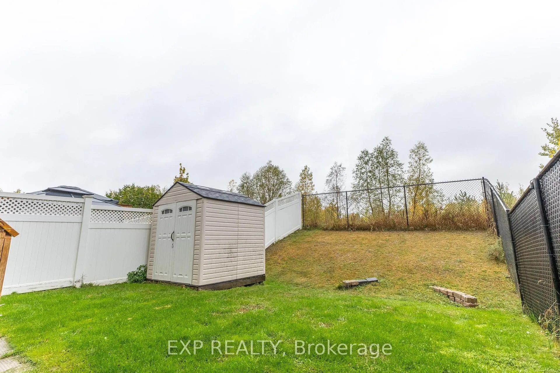 Photo 31 of 2341 Glandriel Crescent, Ottawa, Springridge/East Village — HOMEH
