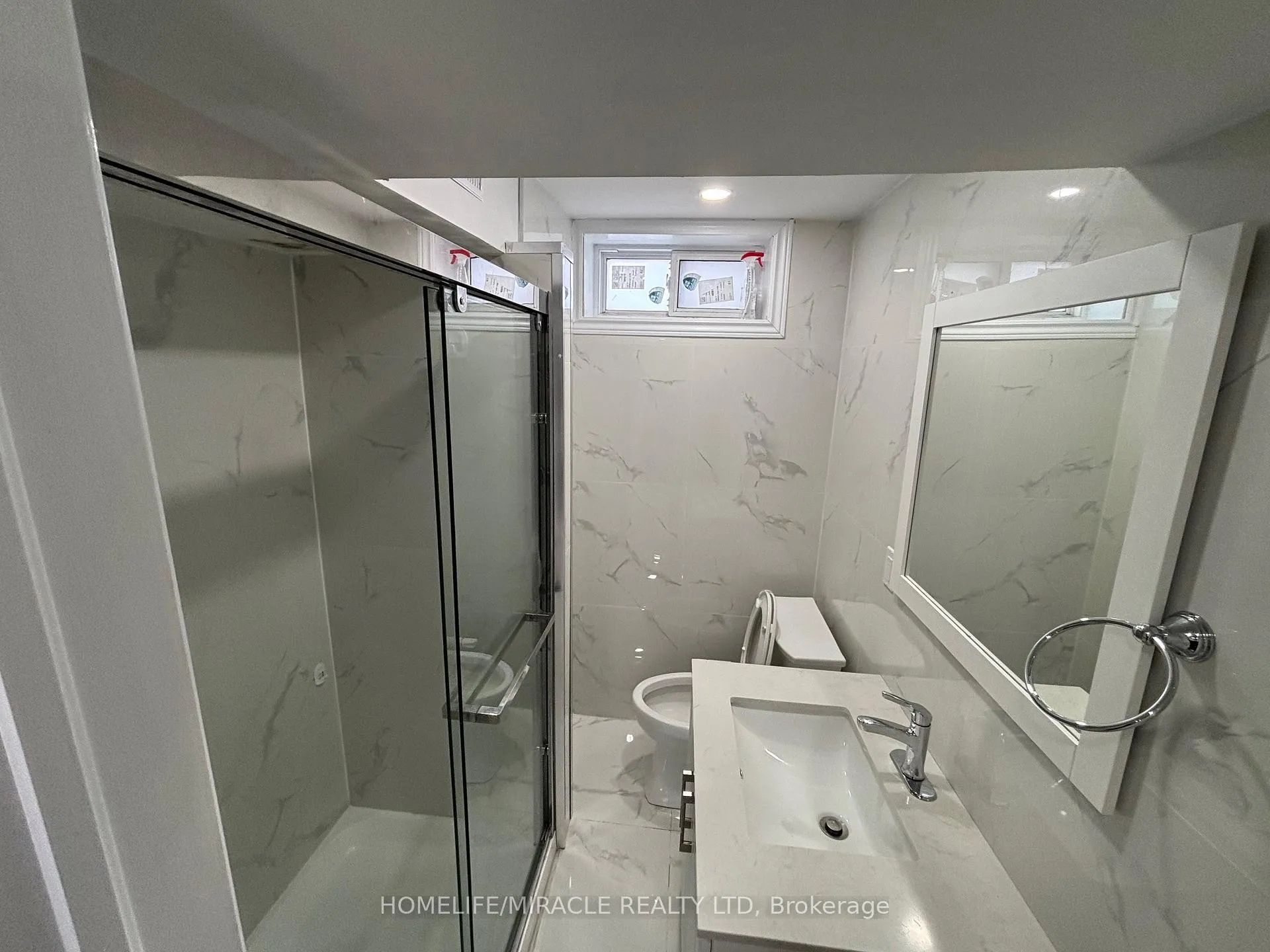 Photo 11 of Unit 2, 219 Mcmurchy Avenue, Brampton, Brampton South — HOMEH