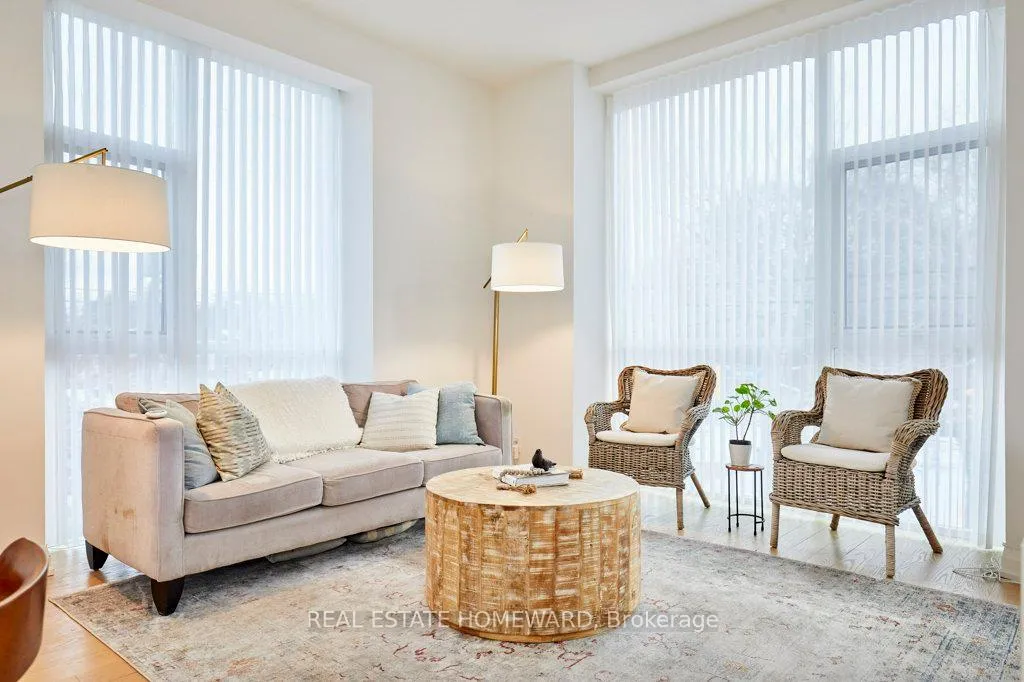 Photo 5 of Unit 201, 2 Bellefair Avenue, Toronto, The Beaches — HOMEH