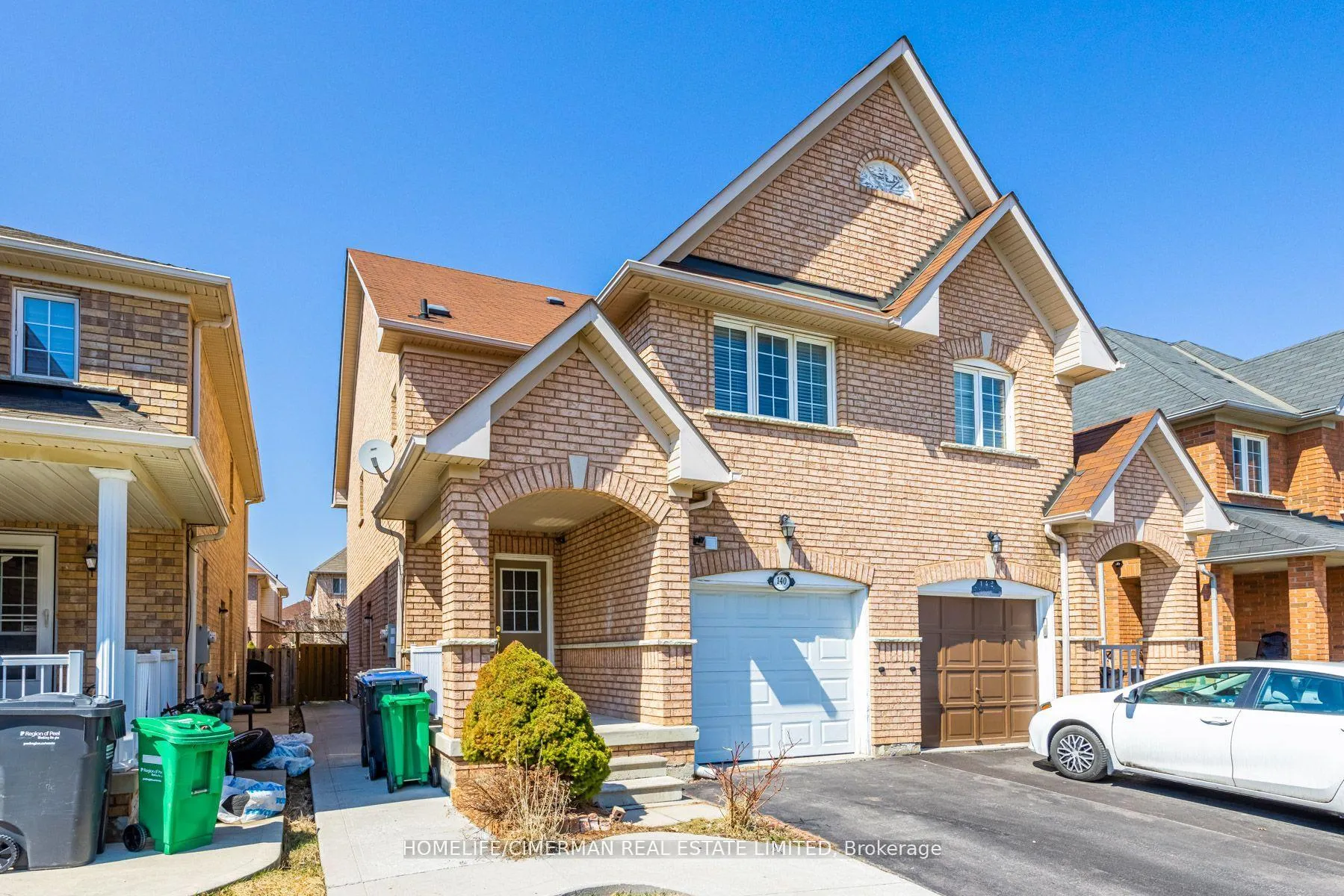 Front of Unit Bsmt, 140 Cadillac Crescent