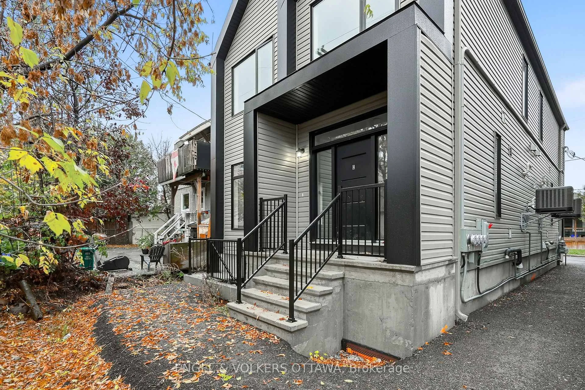Photo 2 of Unit D, 322 Frontenac Street, Ottawa, Vanier — HOMEH