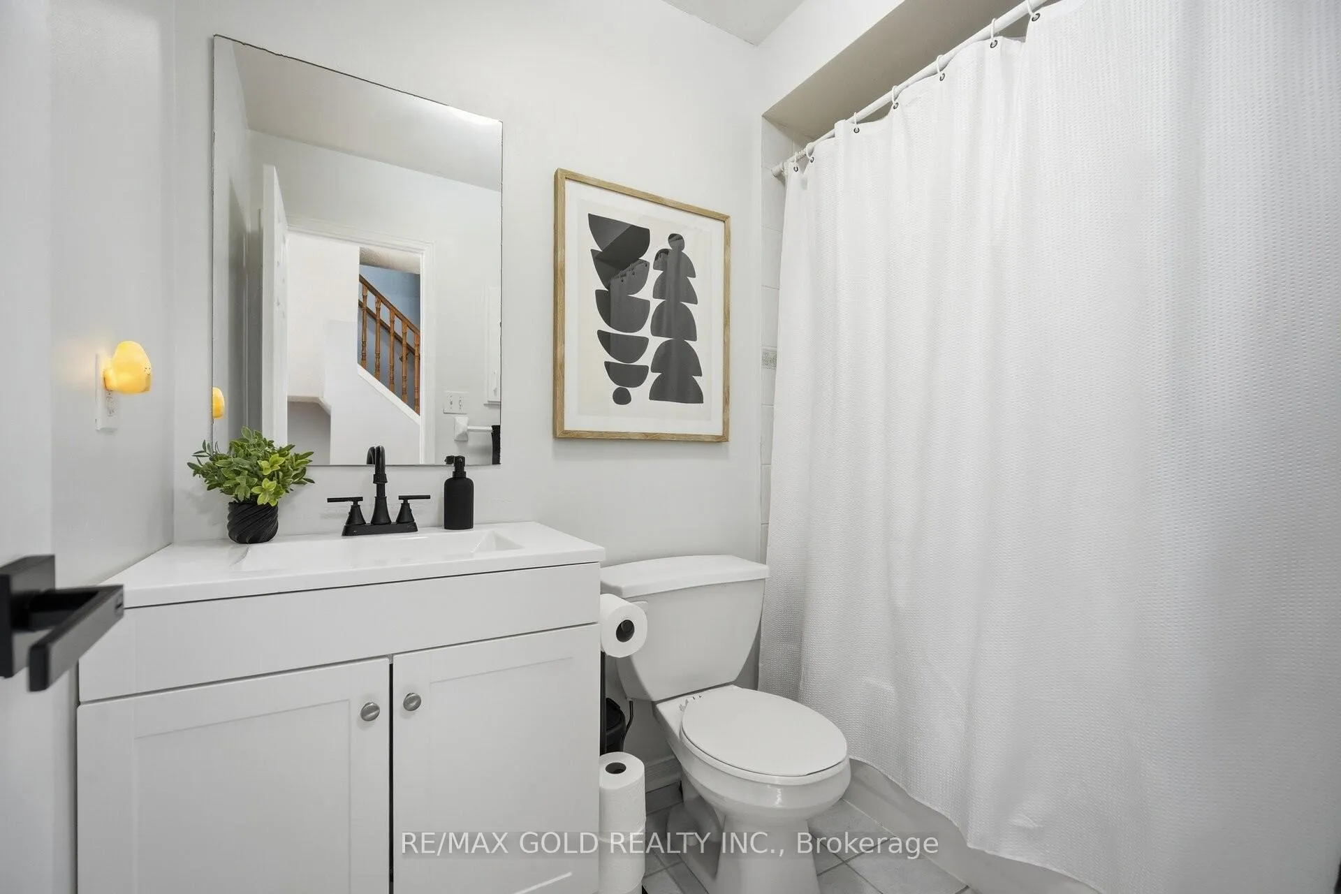 Photo 13 of Unit 101, 101 Spadina Road, Brampton, Brampton West — HOMEH