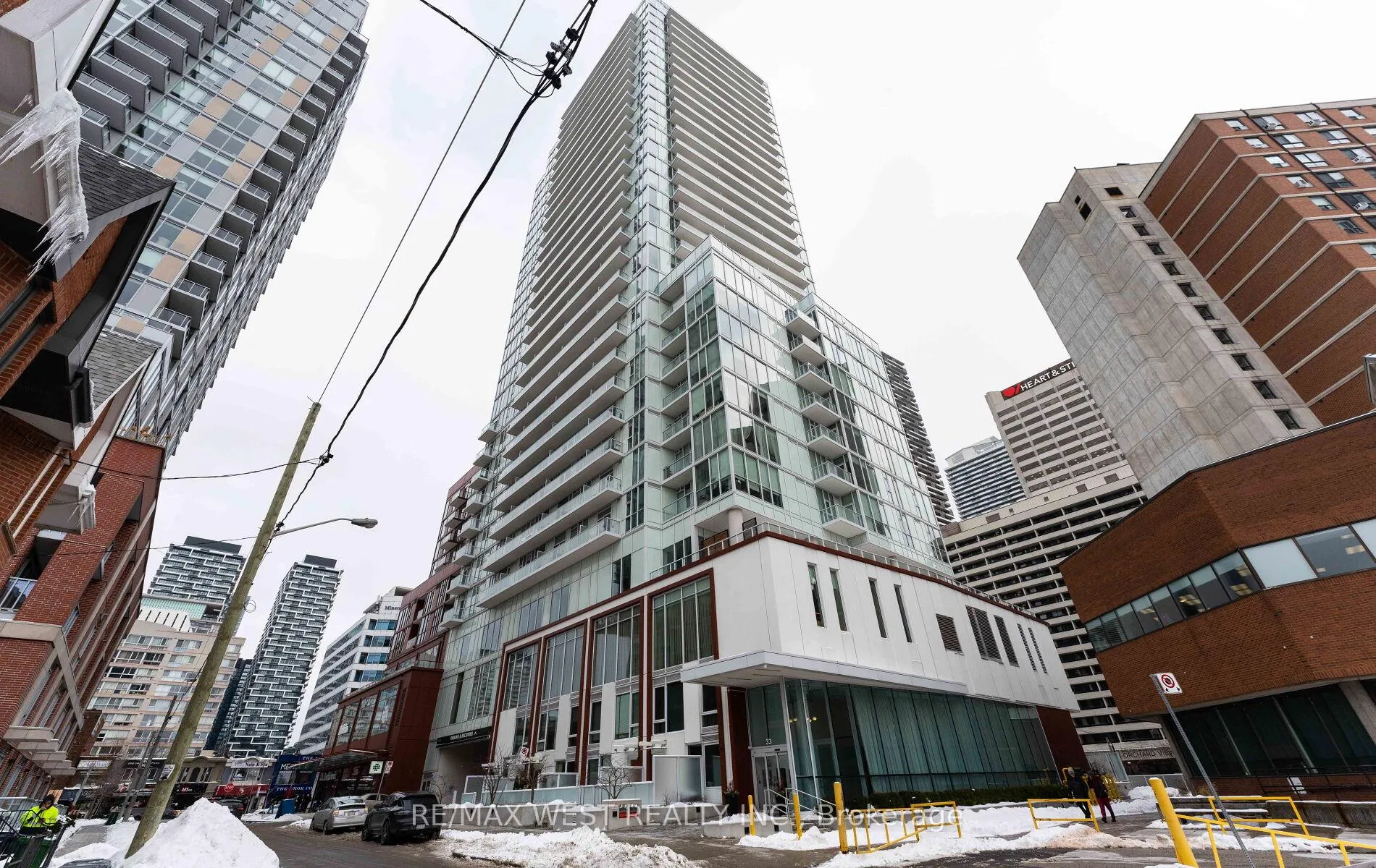 Photo 1 of Unit 712, 33 Helendale Avenue, Toronto, Yonge-Eglinton — HOMEH